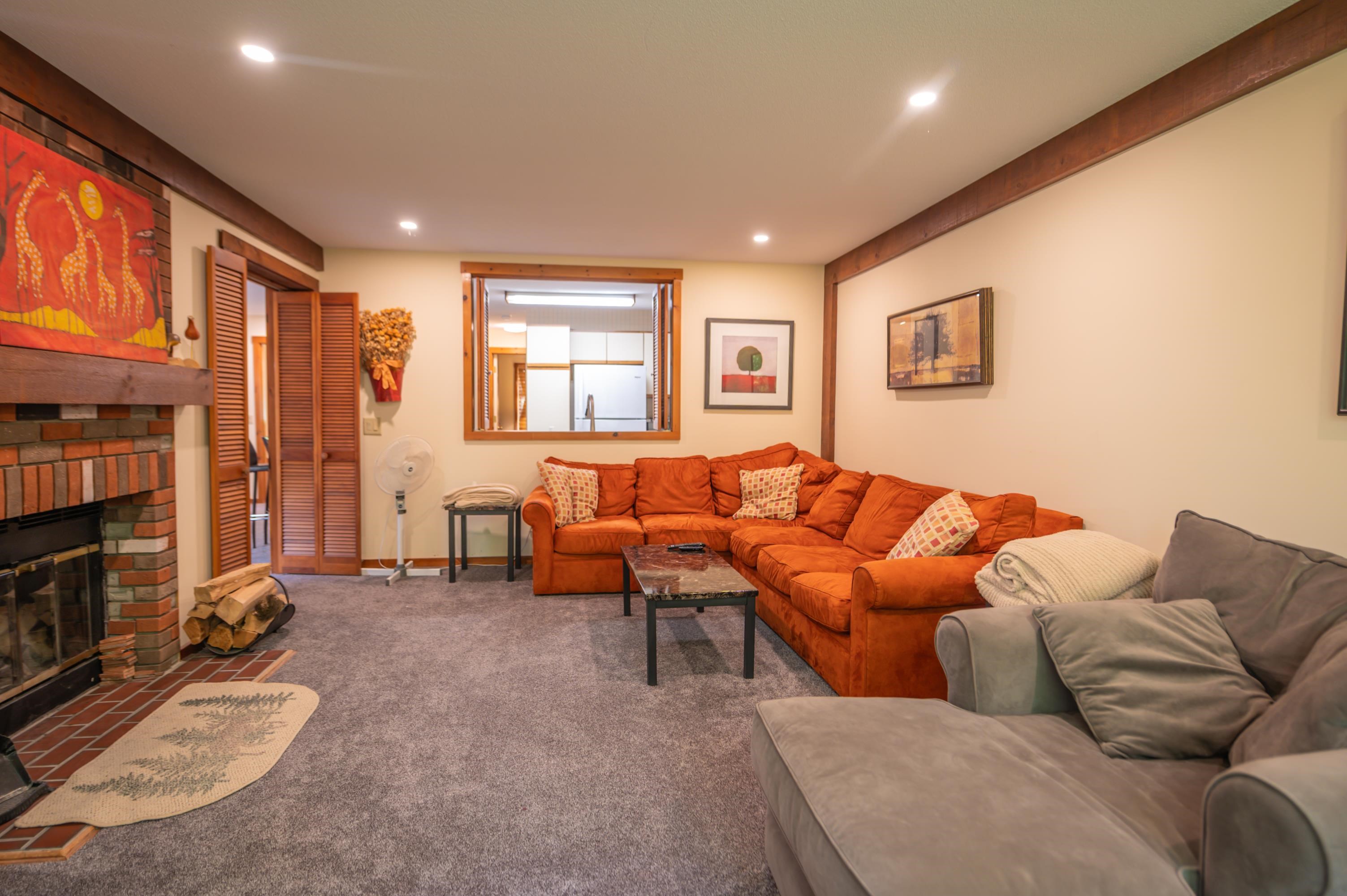 33d White Oaks Loop Property Photo 3