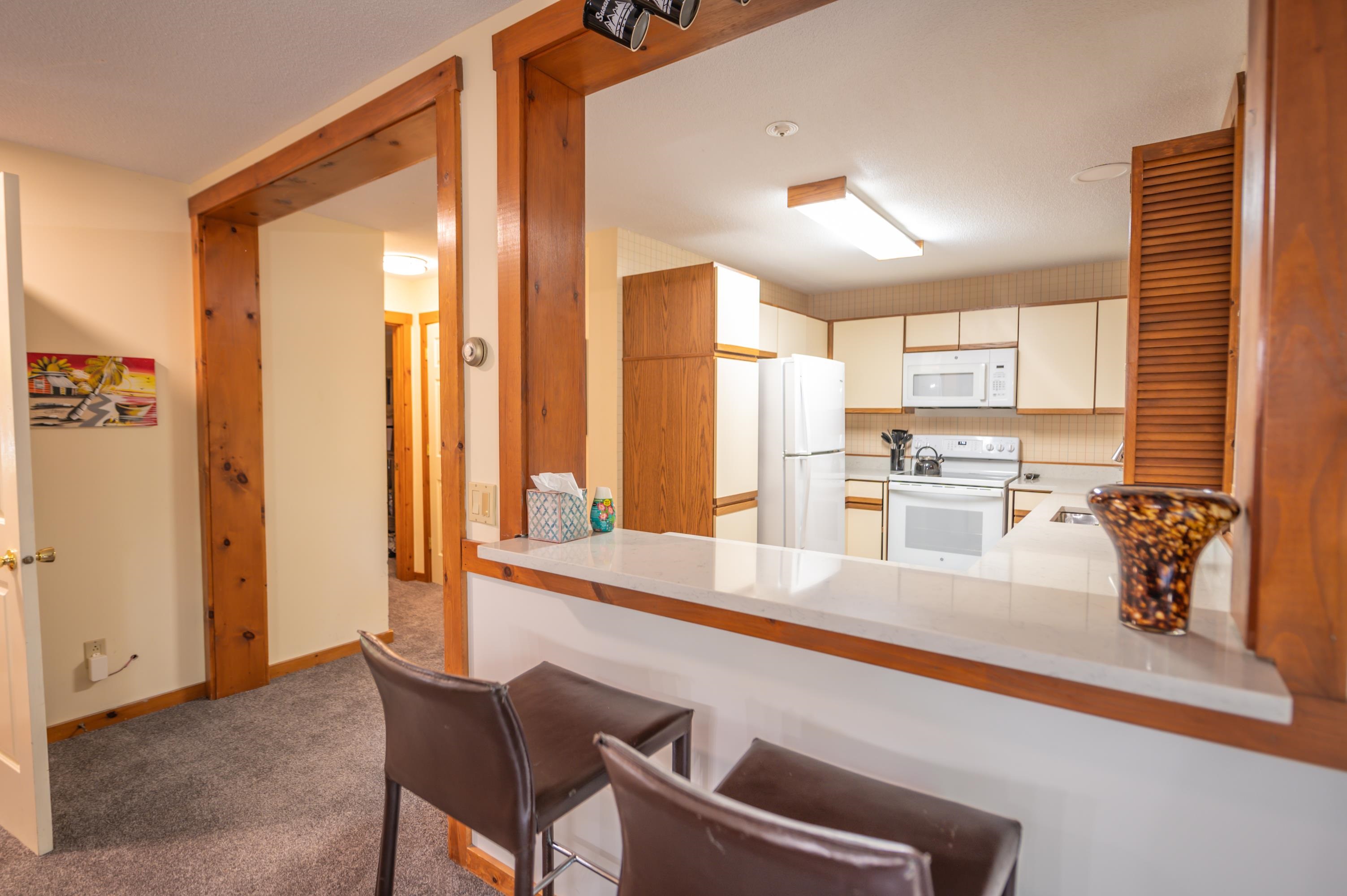33d White Oaks Loop Property Photo 5