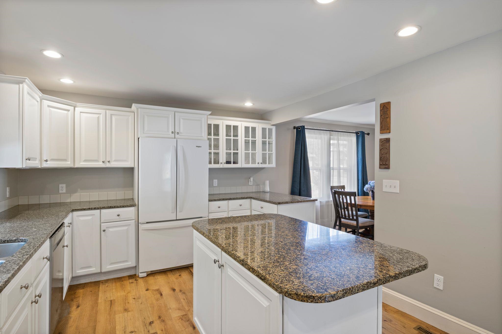 183 Winnacunnet Road Property Photo 14
