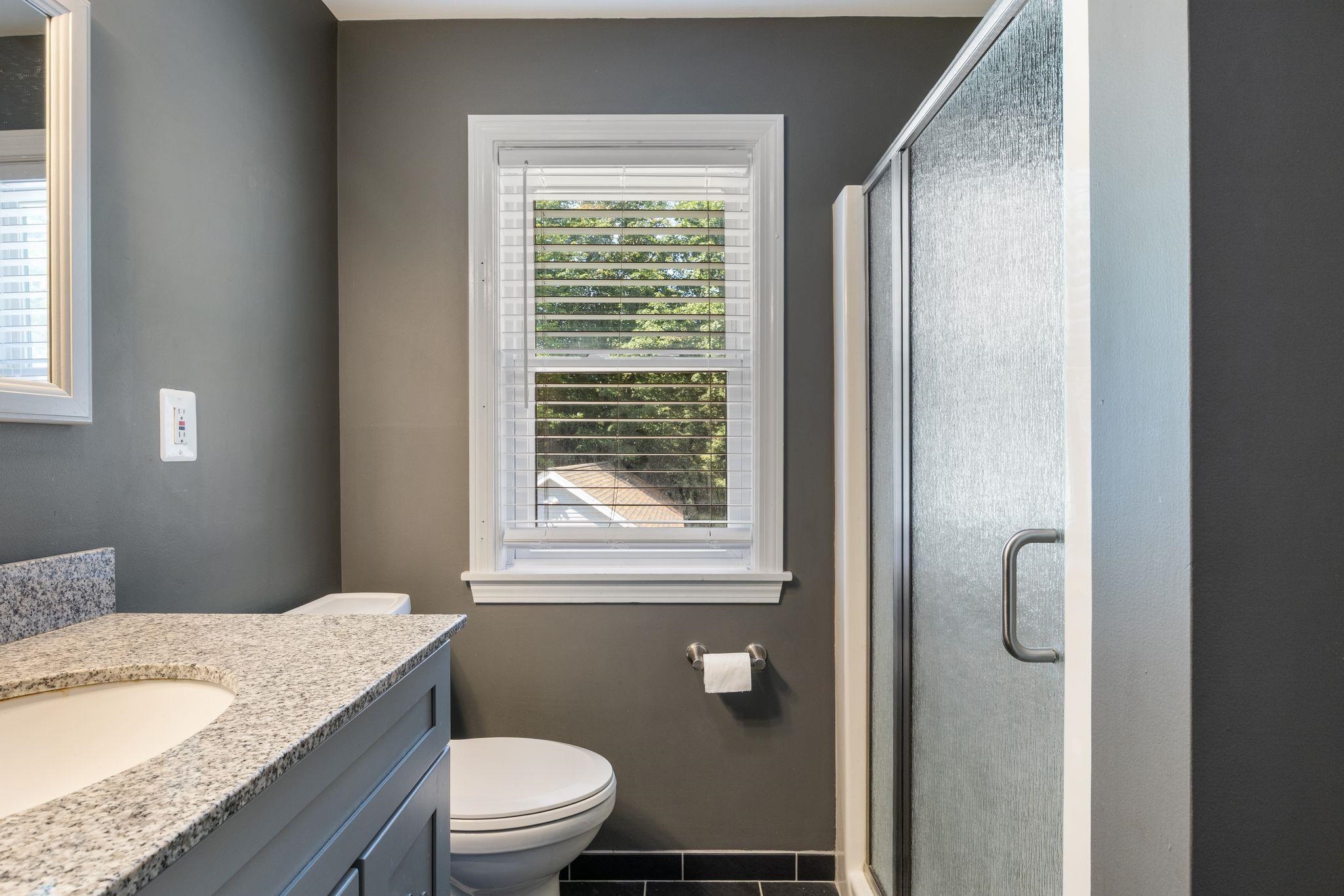 183 Winnacunnet Road Property Photo 19