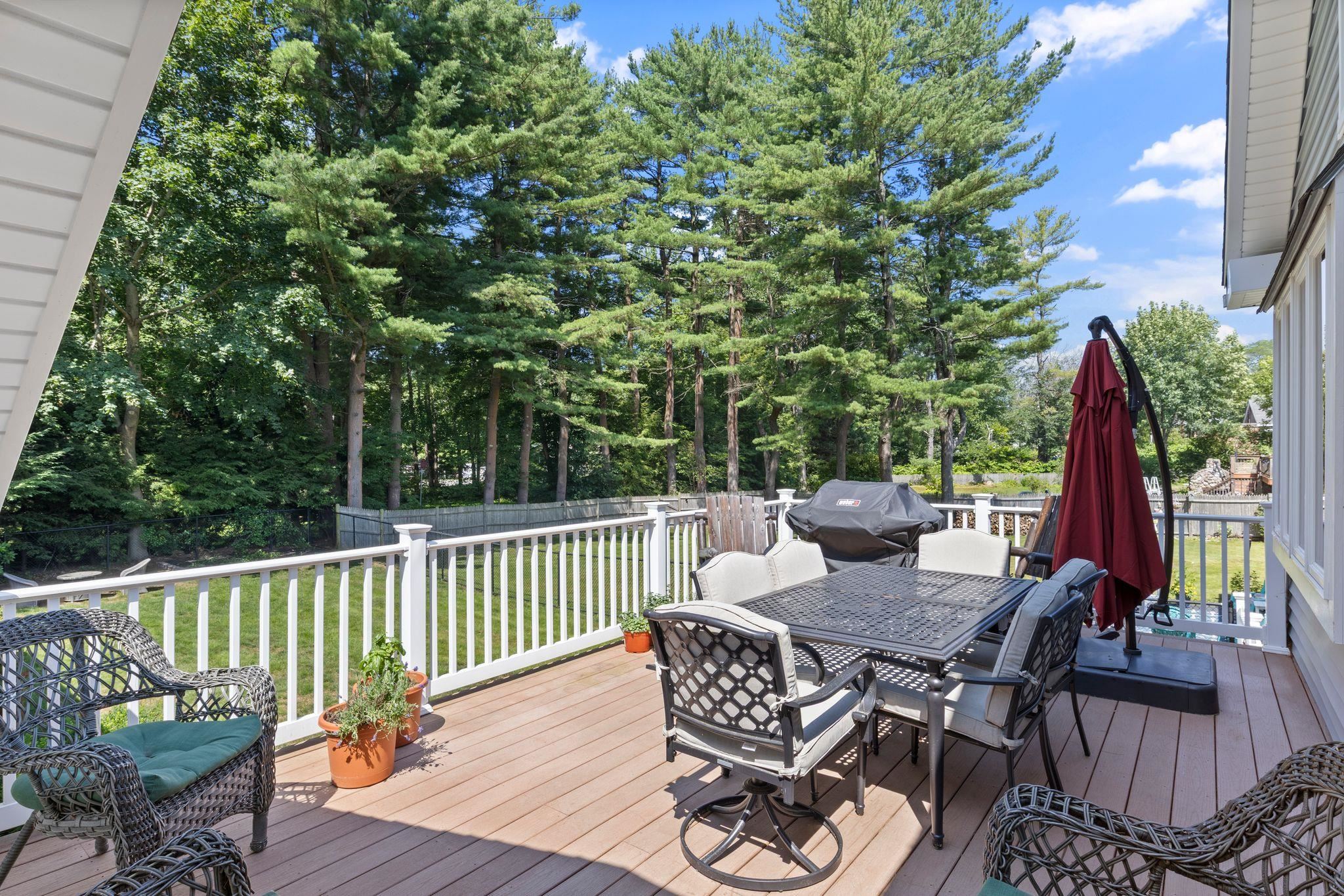 183 Winnacunnet Road Property Photo 27