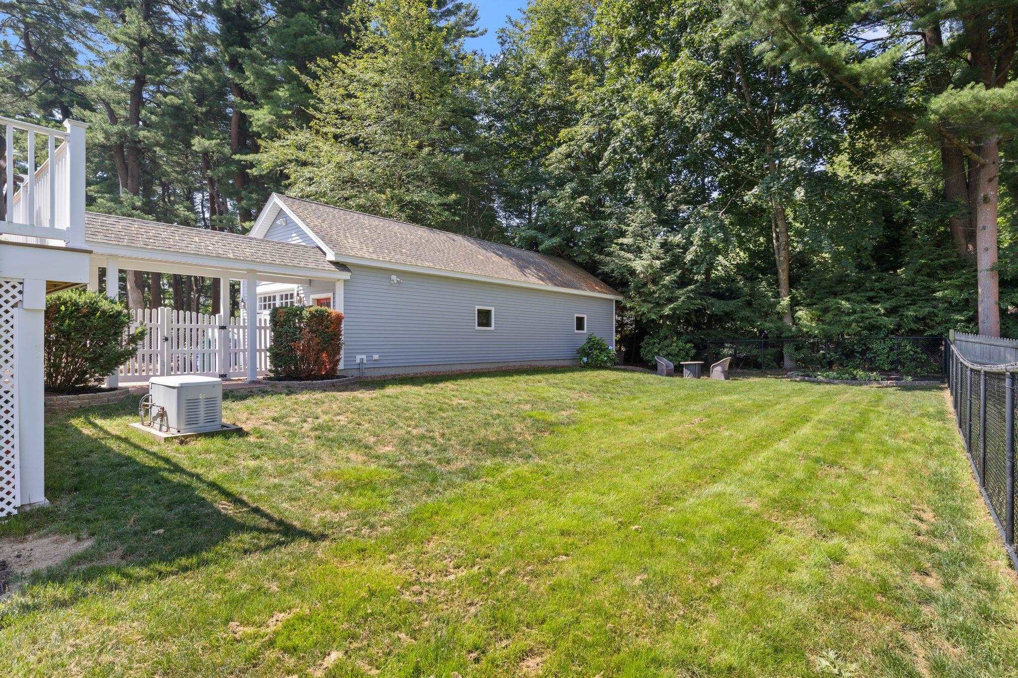 183 Winnacunnet Road Property Photo 28