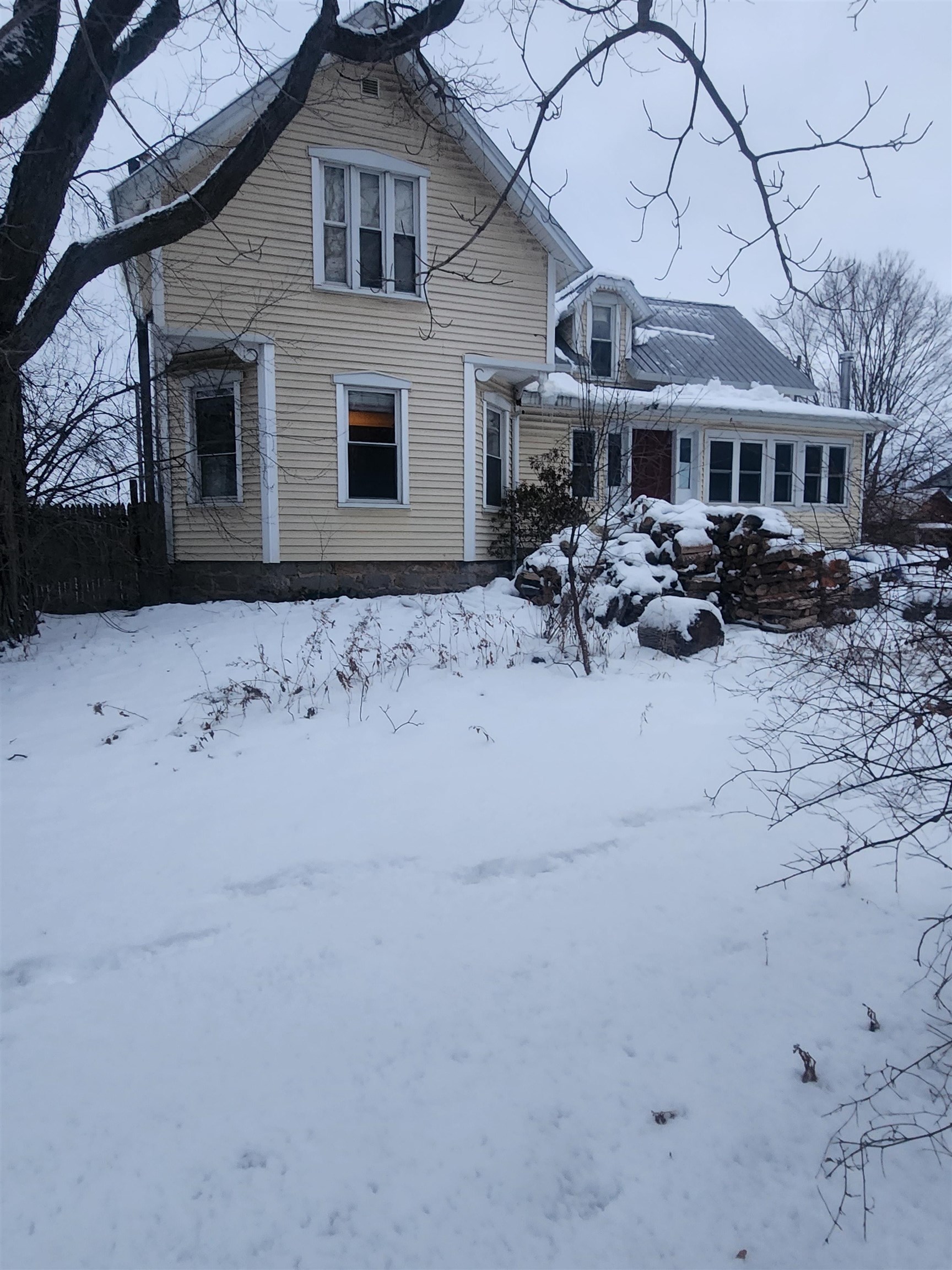 16 Us Route 2 Highway Property Photo 4