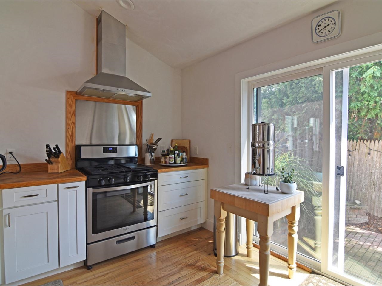 19 Spruce Street Property Photo 7