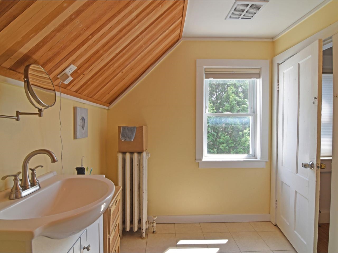 19 Spruce Street Property Photo 33