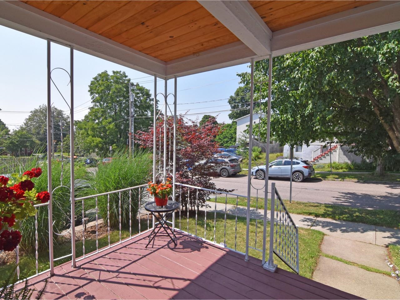 19 Spruce Street Property Photo 37