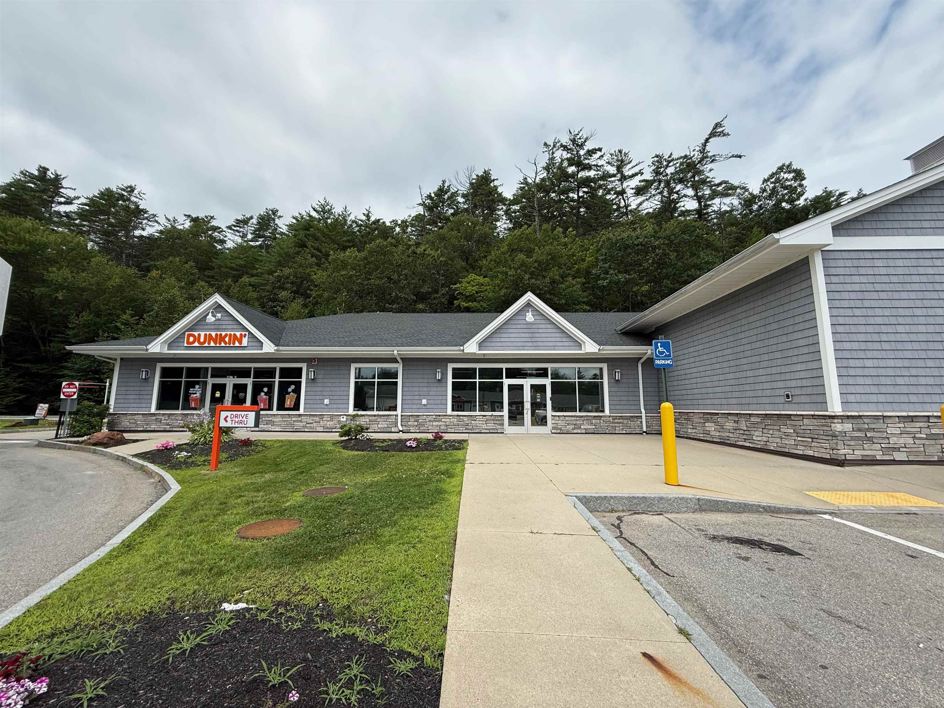 585 White Mountain Highway Property Photo 1