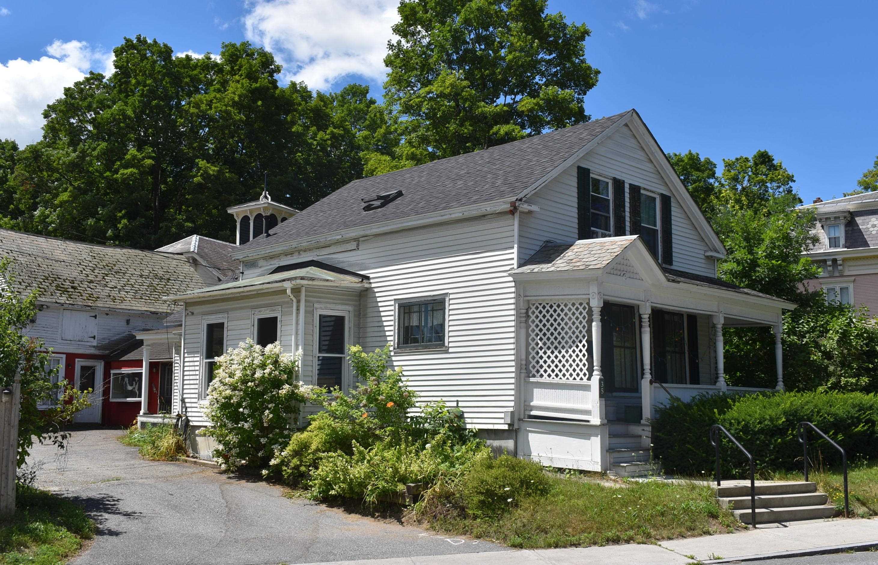 35 Franklin Street Property Photo 1