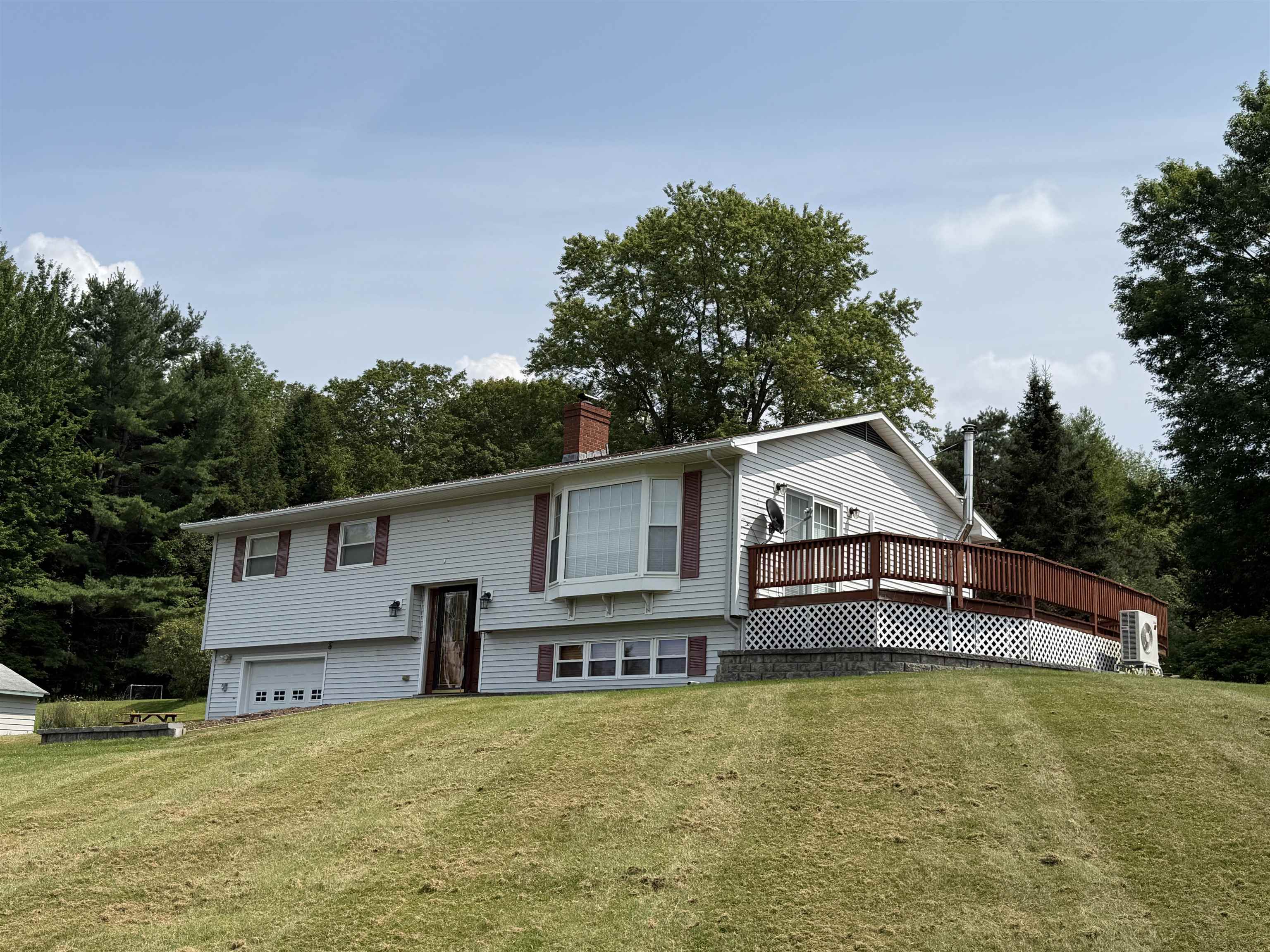 173 Middle Road Property Photo 1