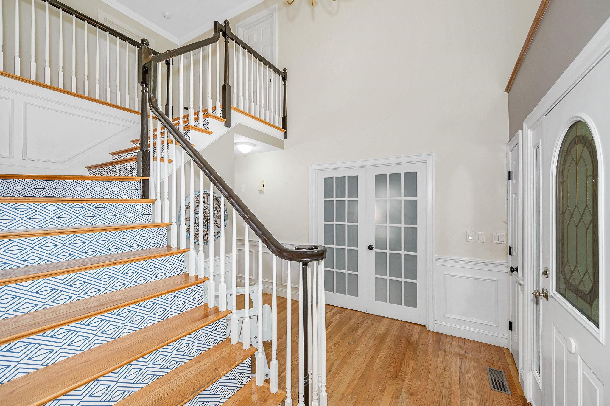7 Oak Ridge Drive Property Photo 3