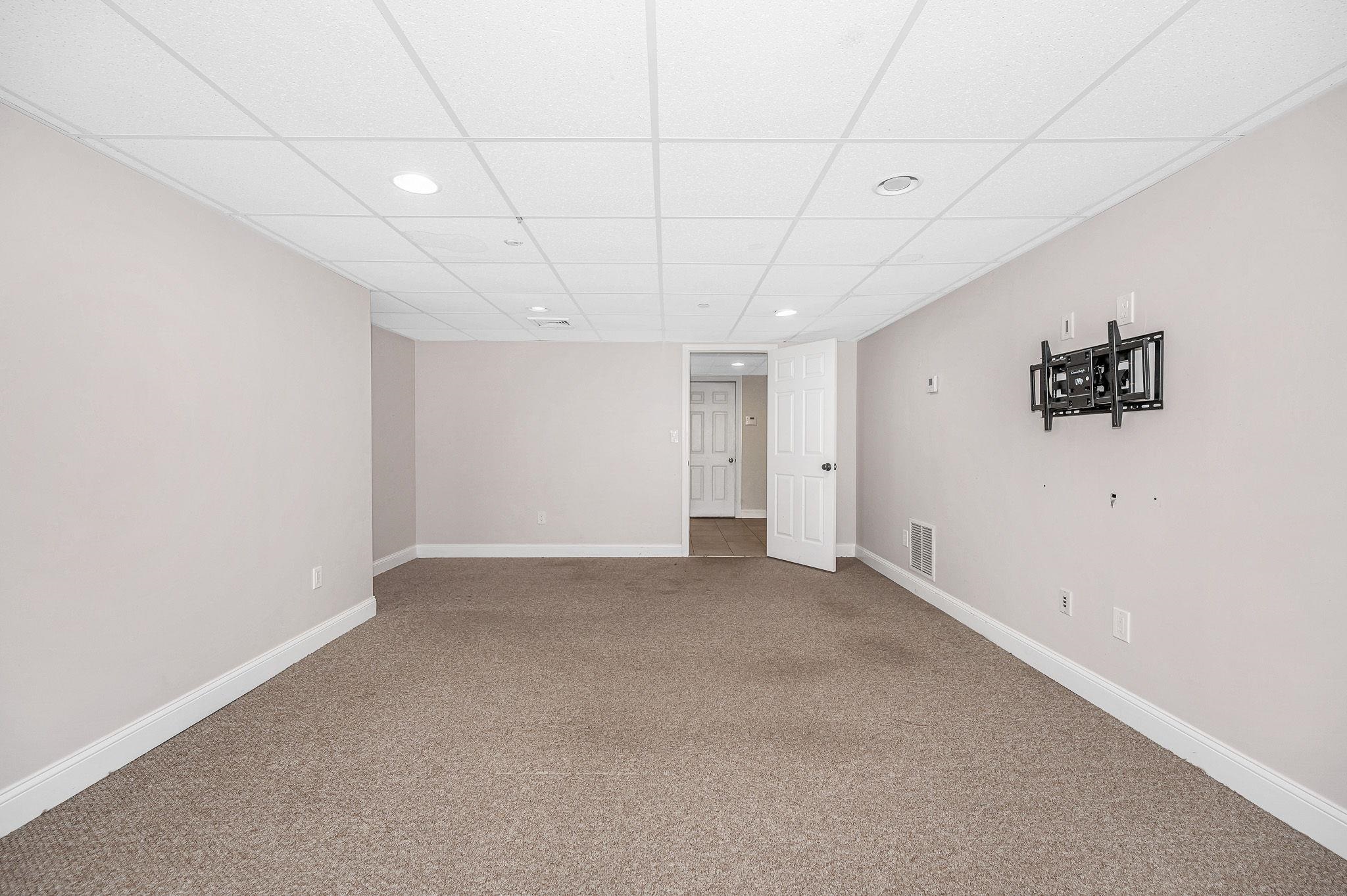 7 Oak Ridge Drive Property Photo 31