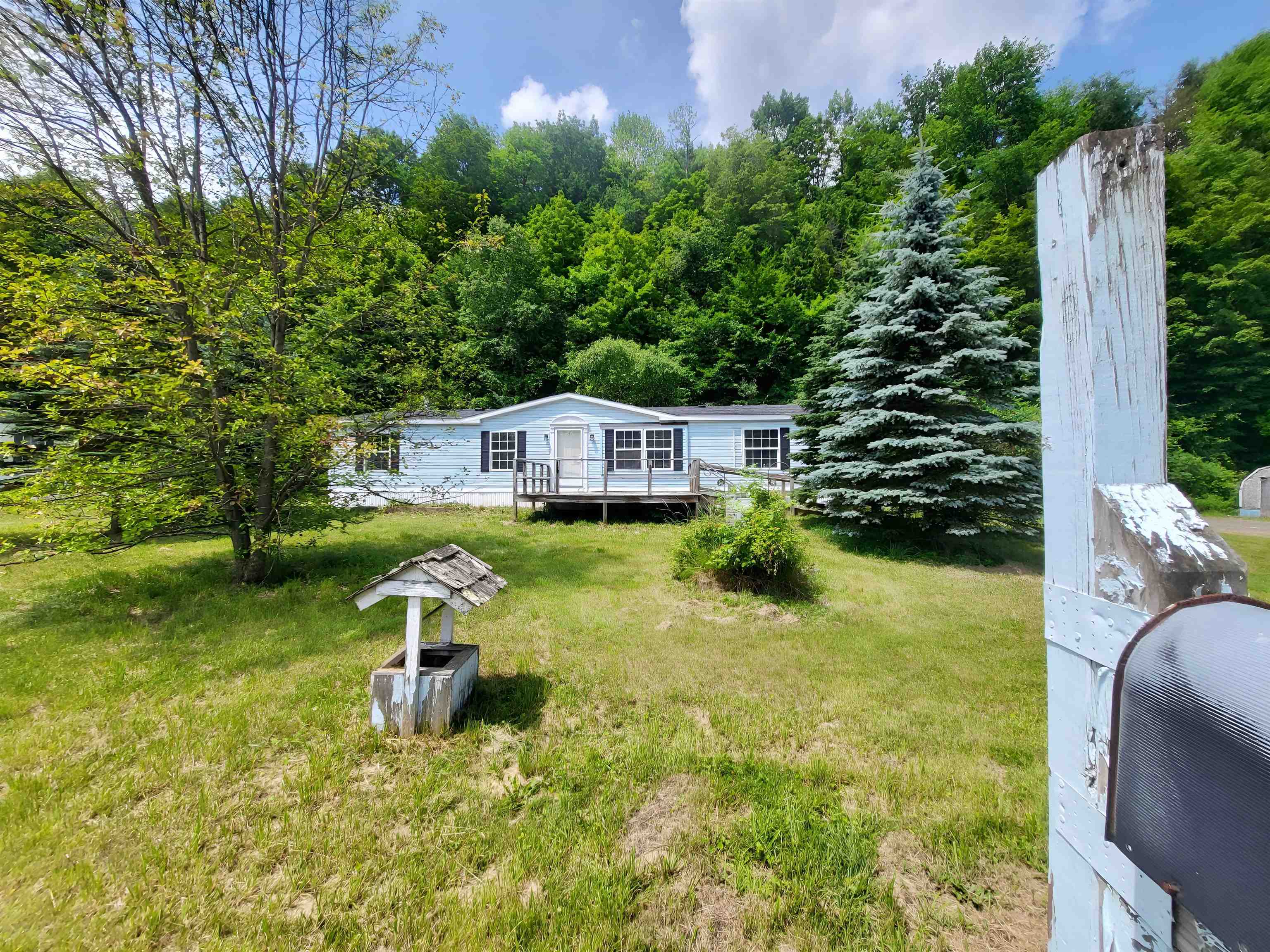 409 Seaver Road Property Photo 1
