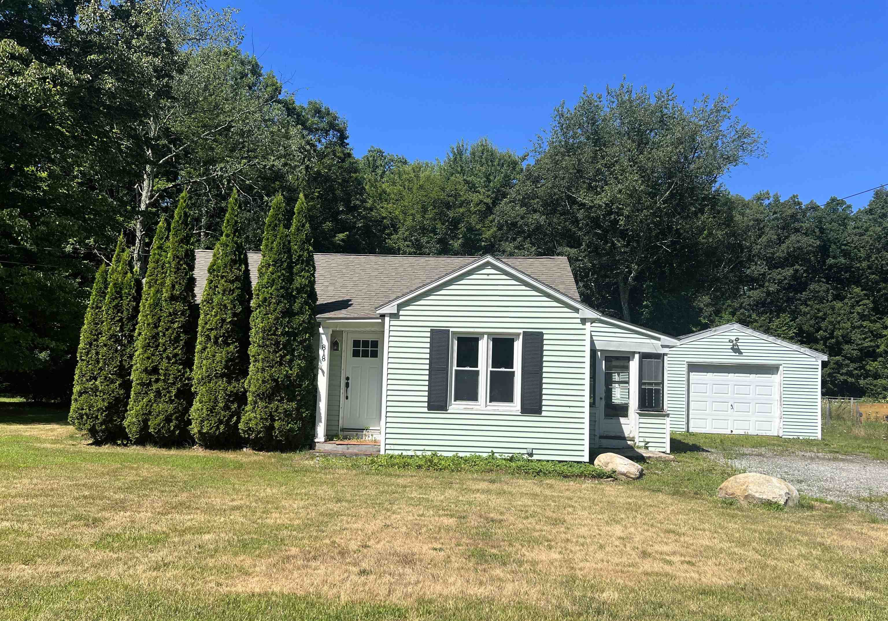 818 North Street Property Photo 1