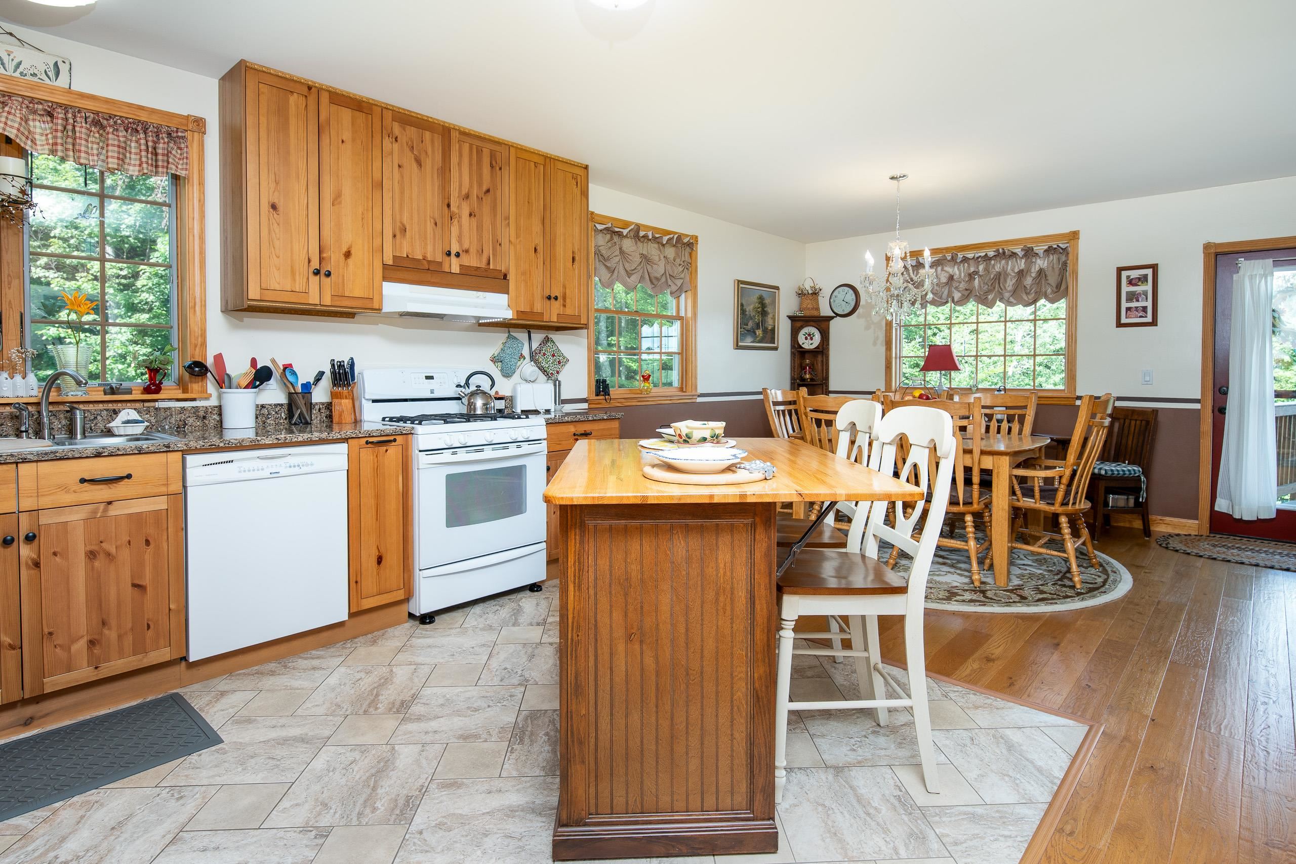 693 Little Sherburne Road Property Photo 16