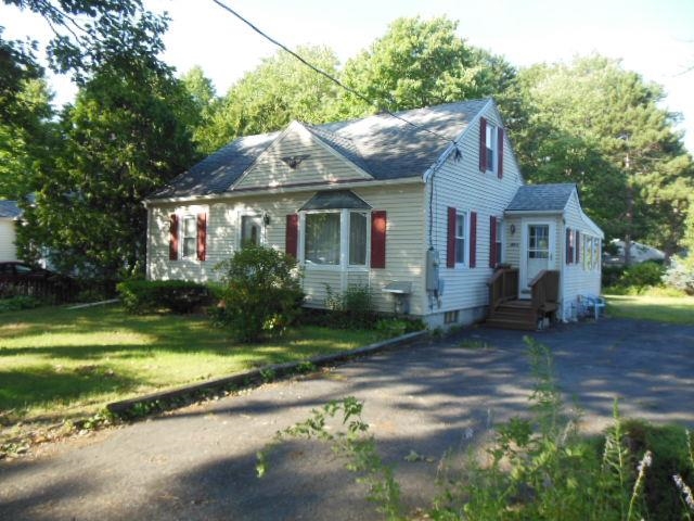 1960 North Avenue Property Photo 1