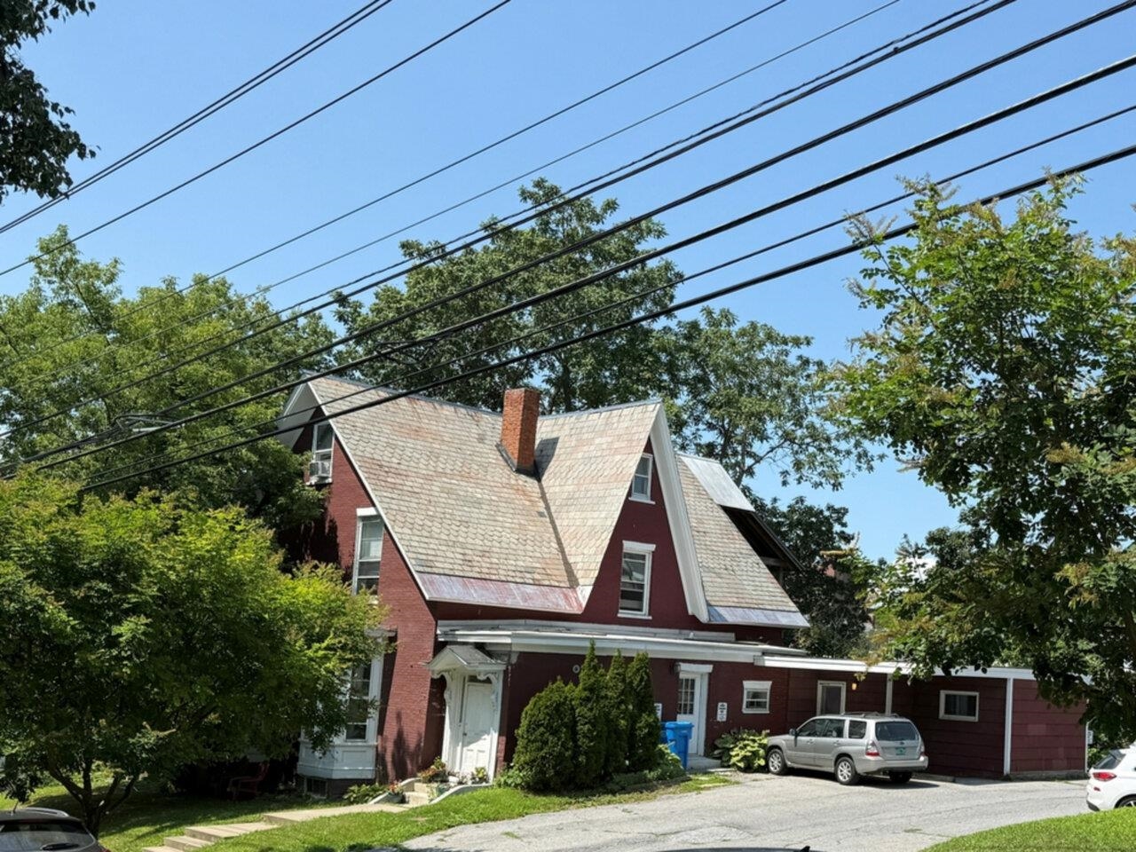 194 Maple Street Property Photo 1