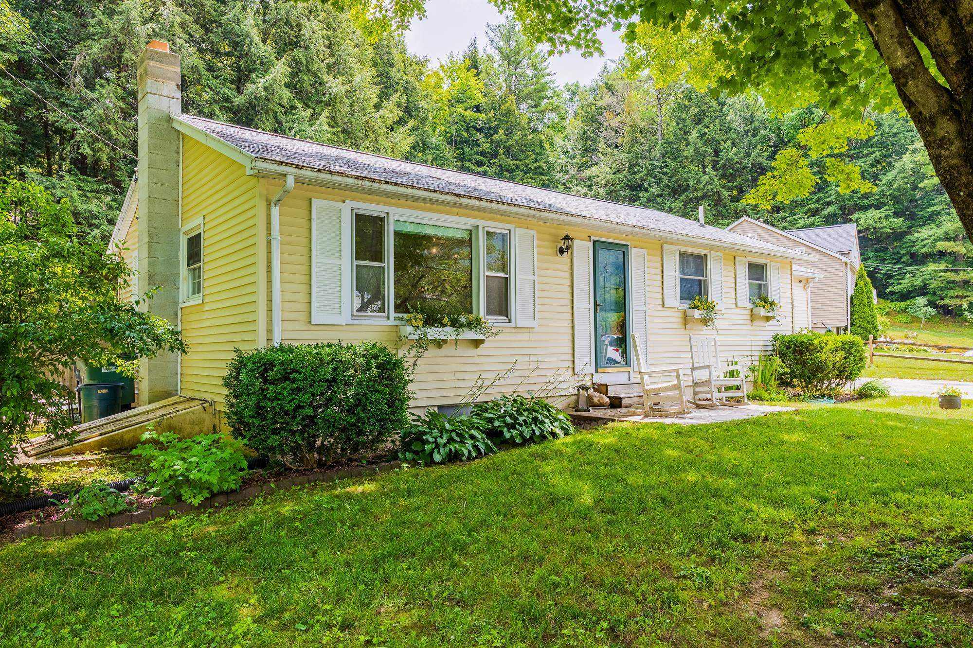78 Carbonti Circle Property Photo 1