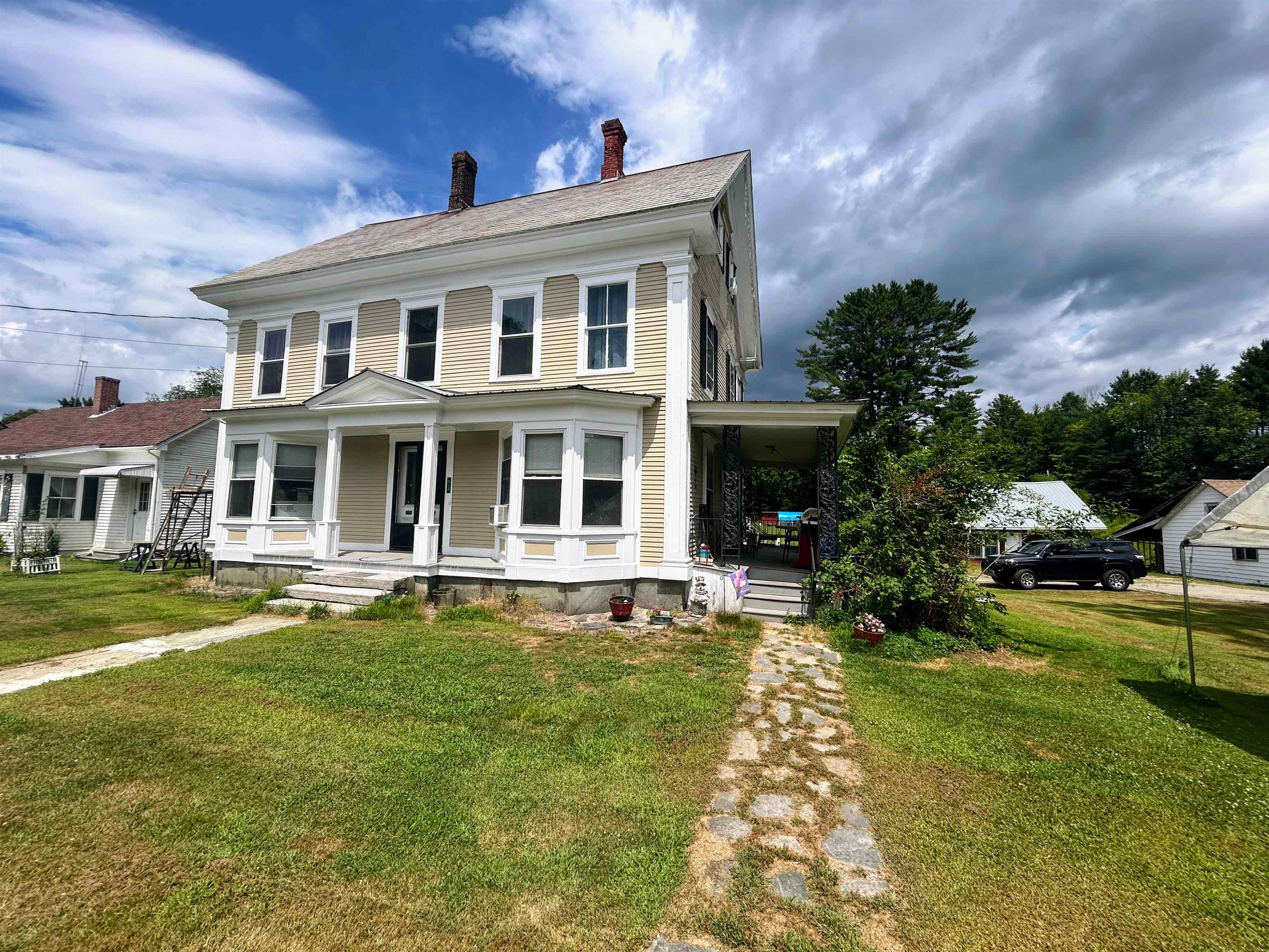 513 Giddings Street Property Photo 1