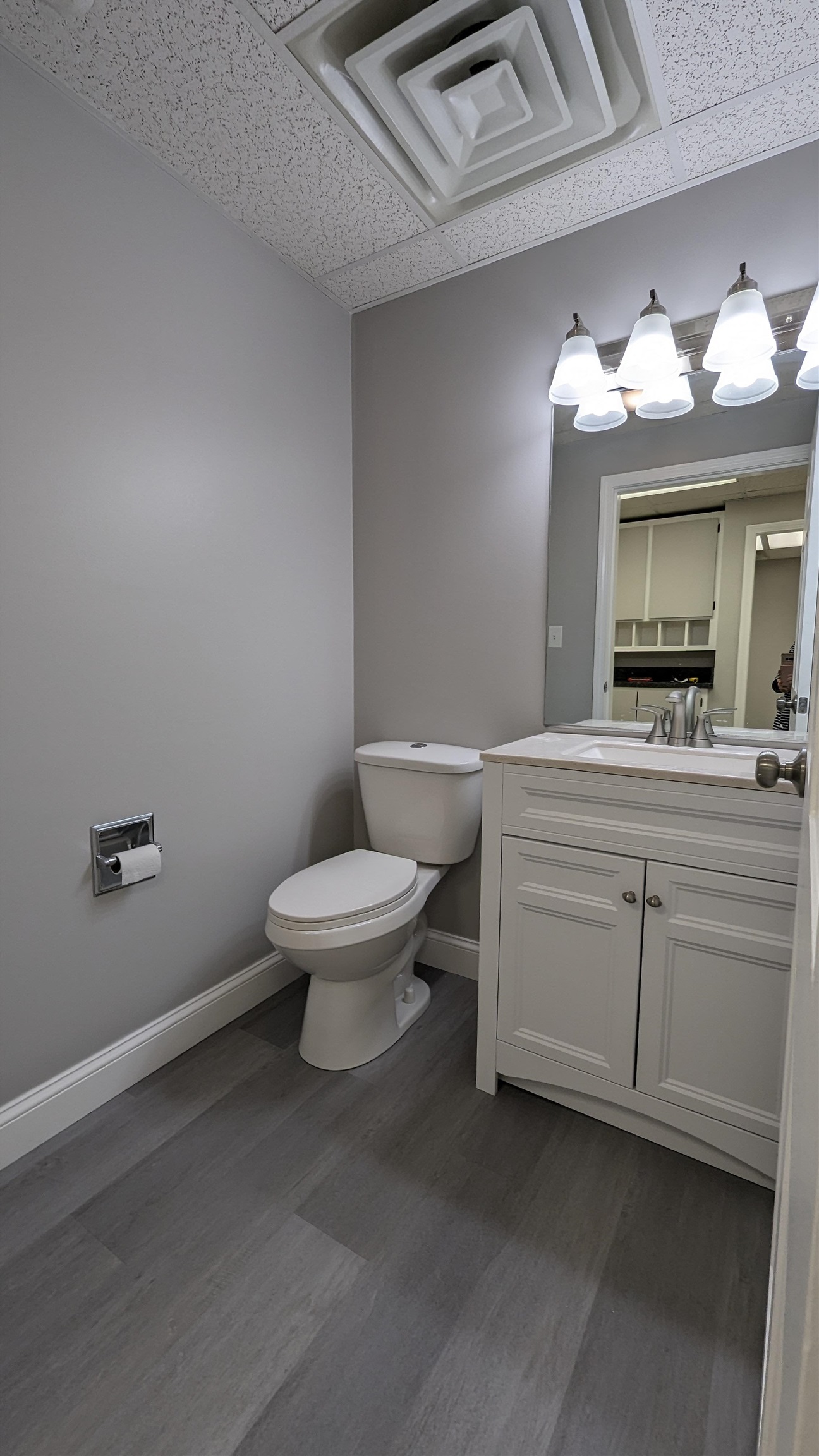 36 Country Club Drive Property Photo 11