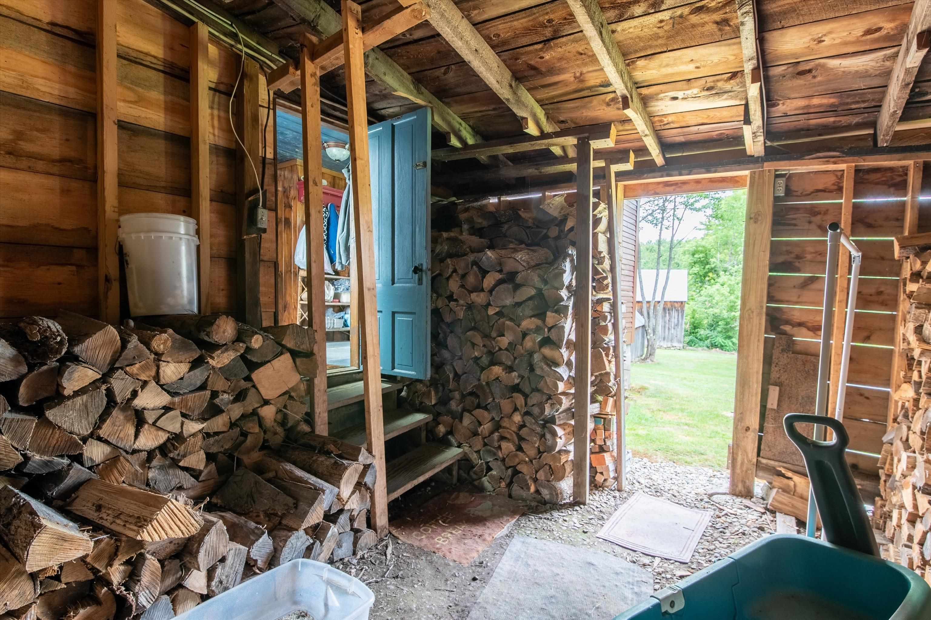 264 Elm Hill Property Photo 45