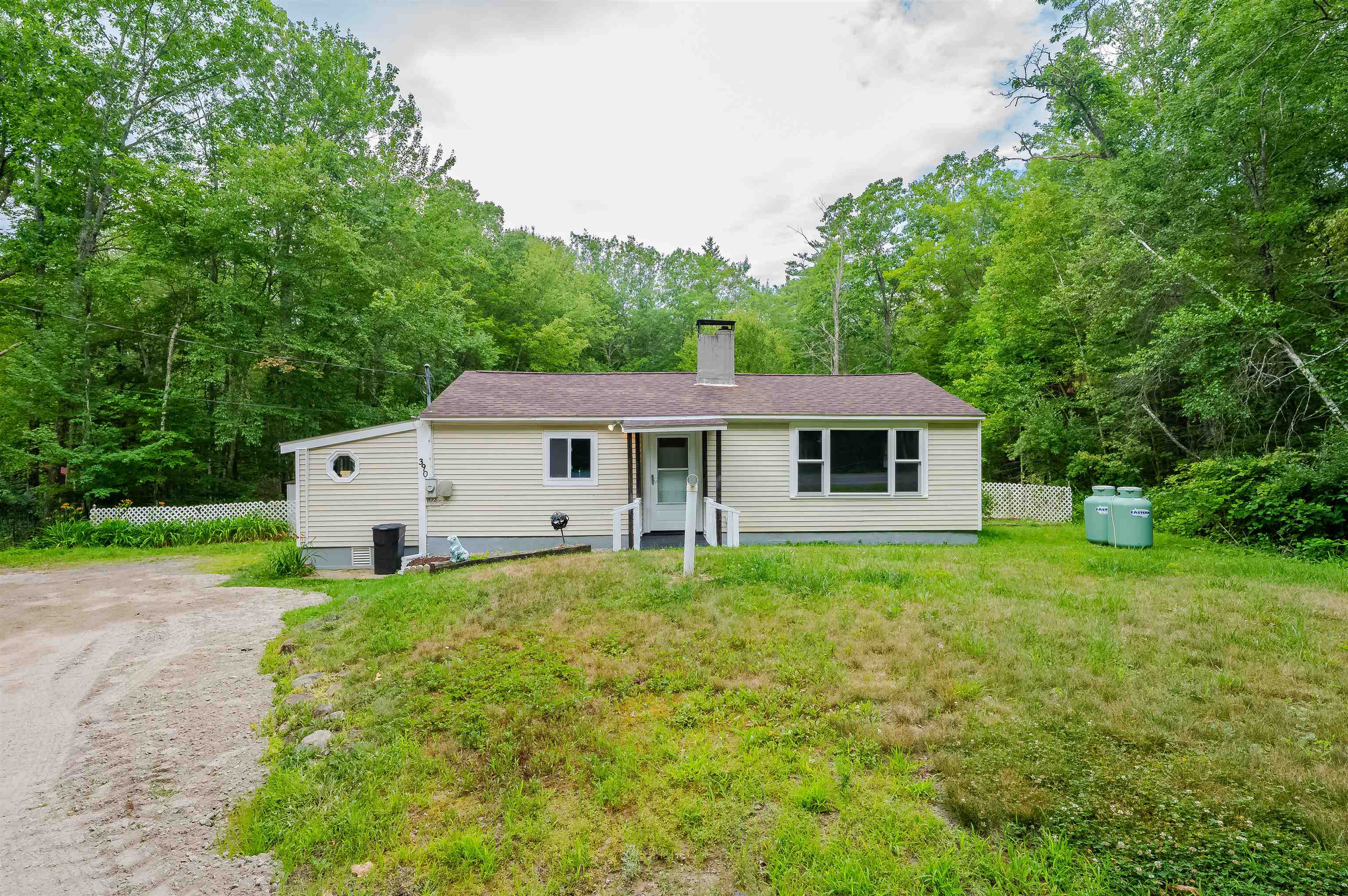 390 South Road Property Photo 1
