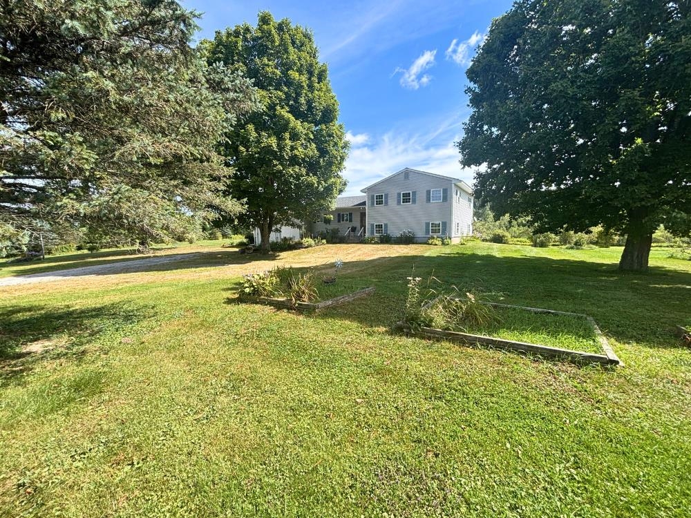 733 Buck Hollow Road Property Photo 1