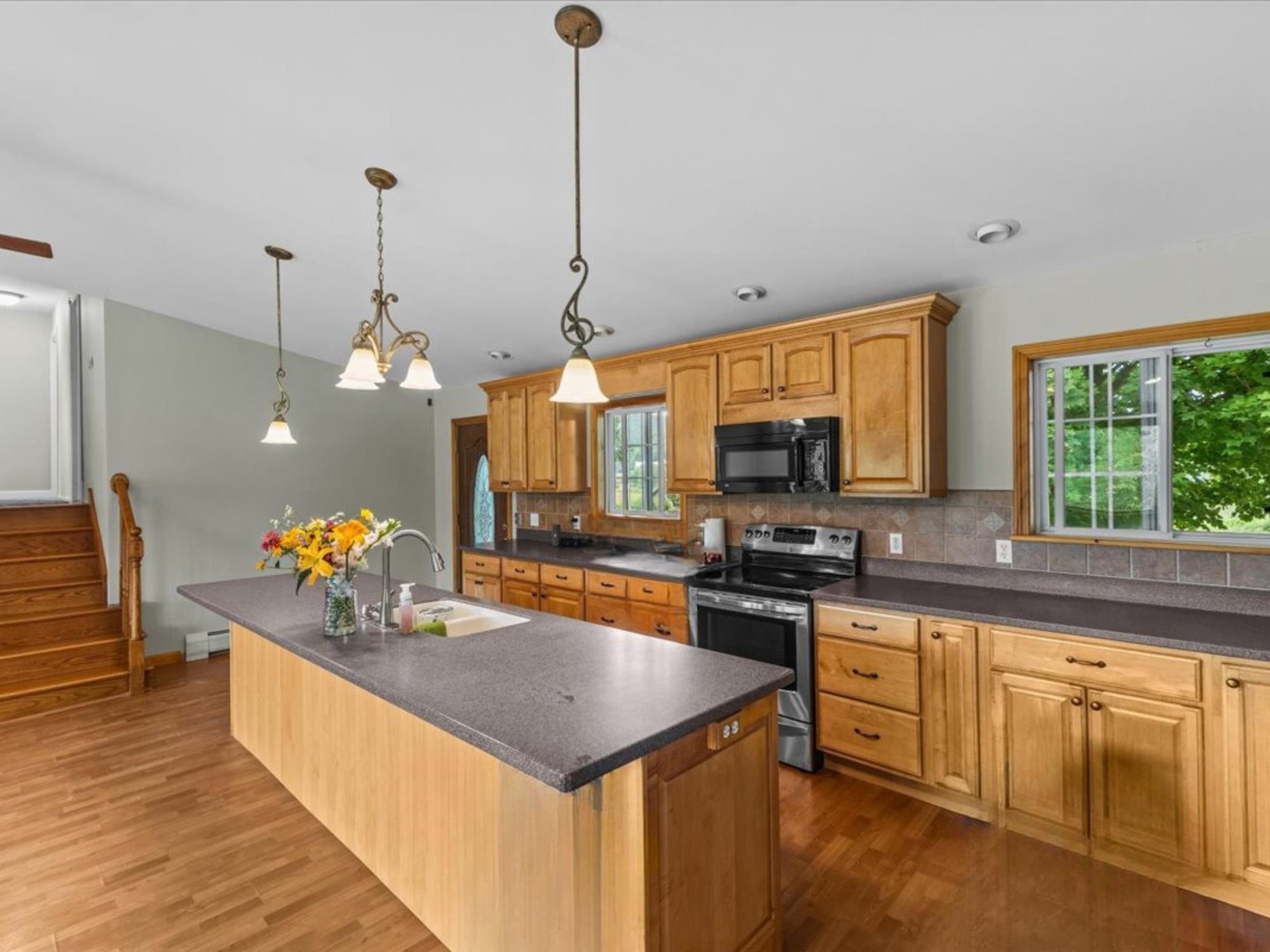 733 Buck Hollow Road Property Photo 8