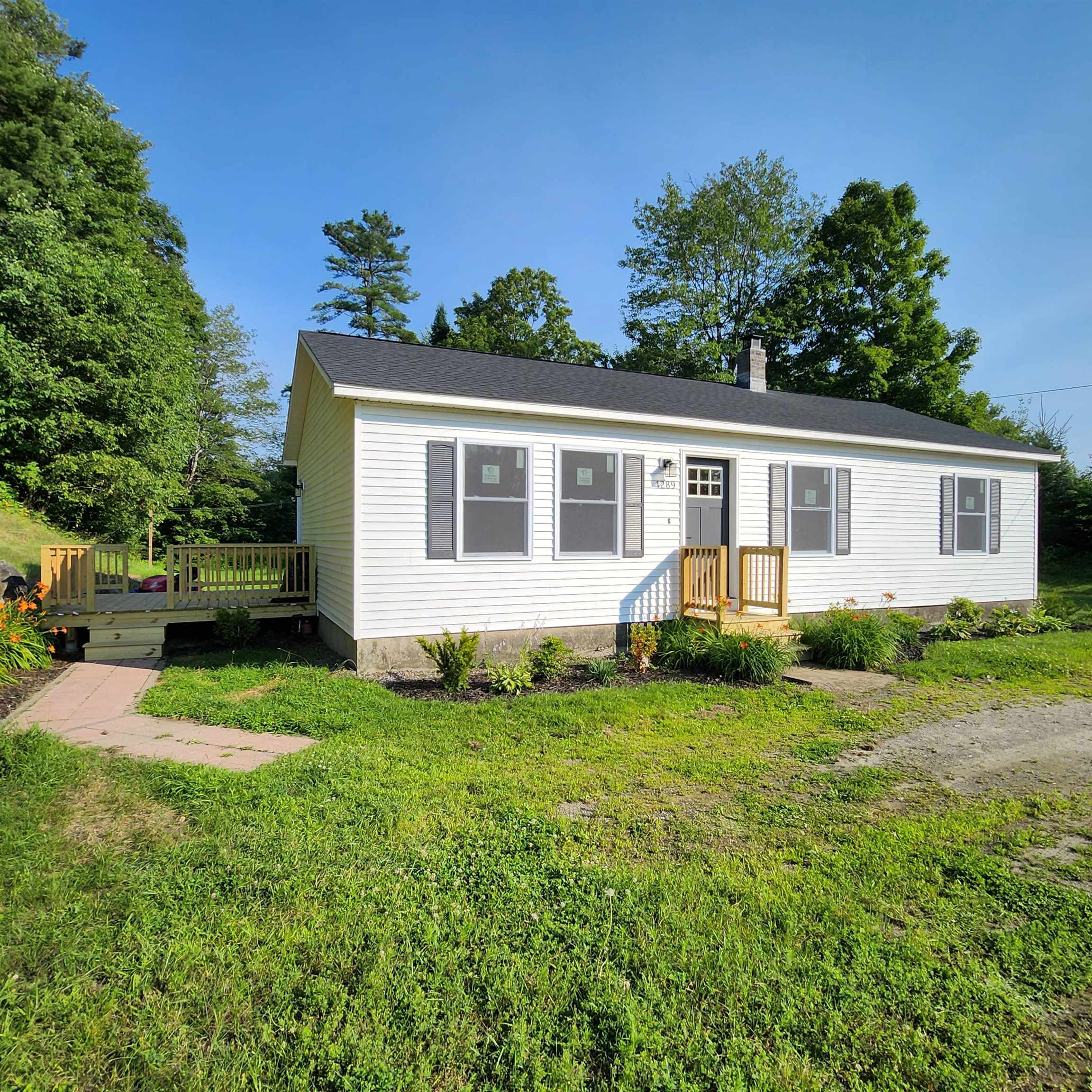 1289 Bugbee Crossing Road Property Photo 1