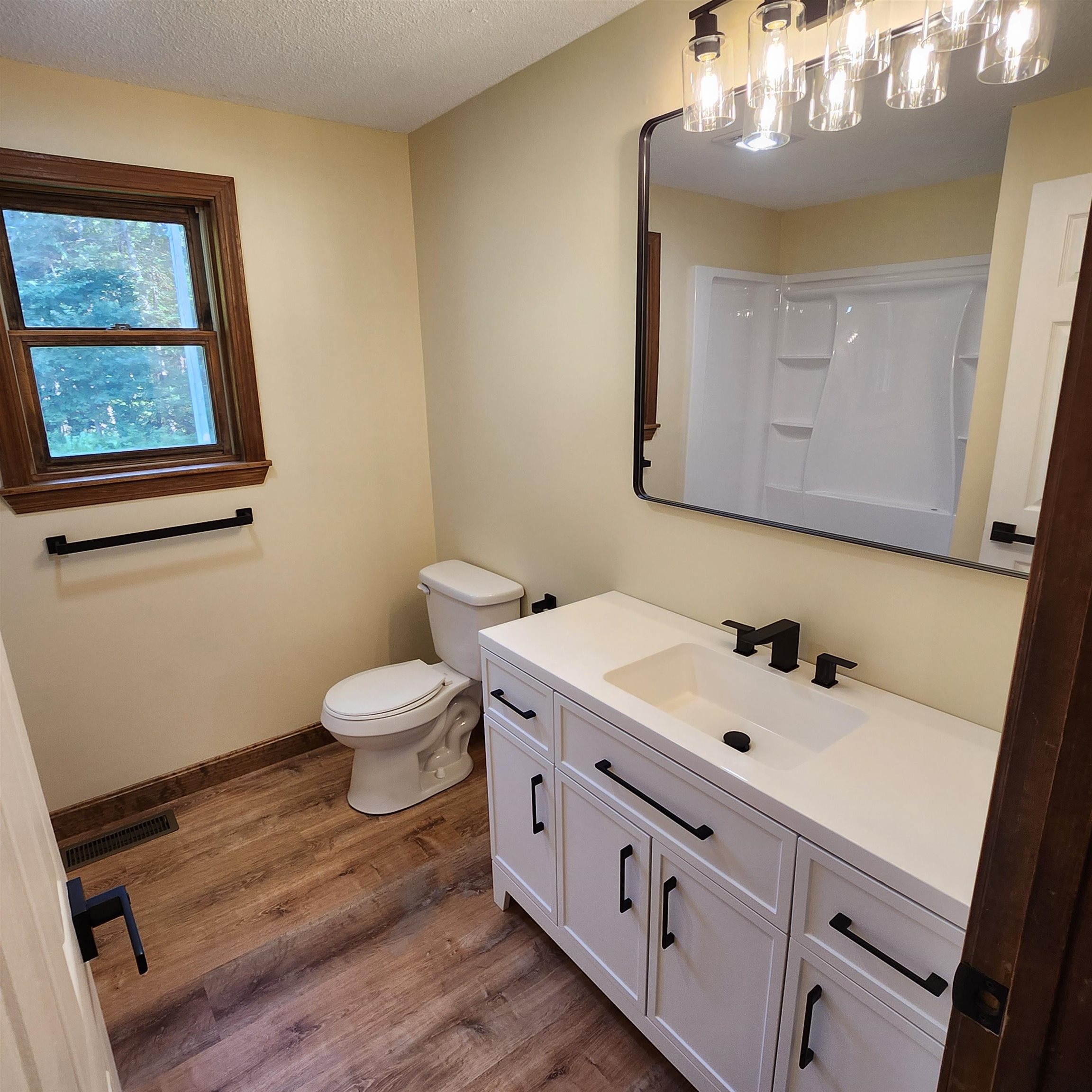 1289 Bugbee Crossing Road Property Photo 6