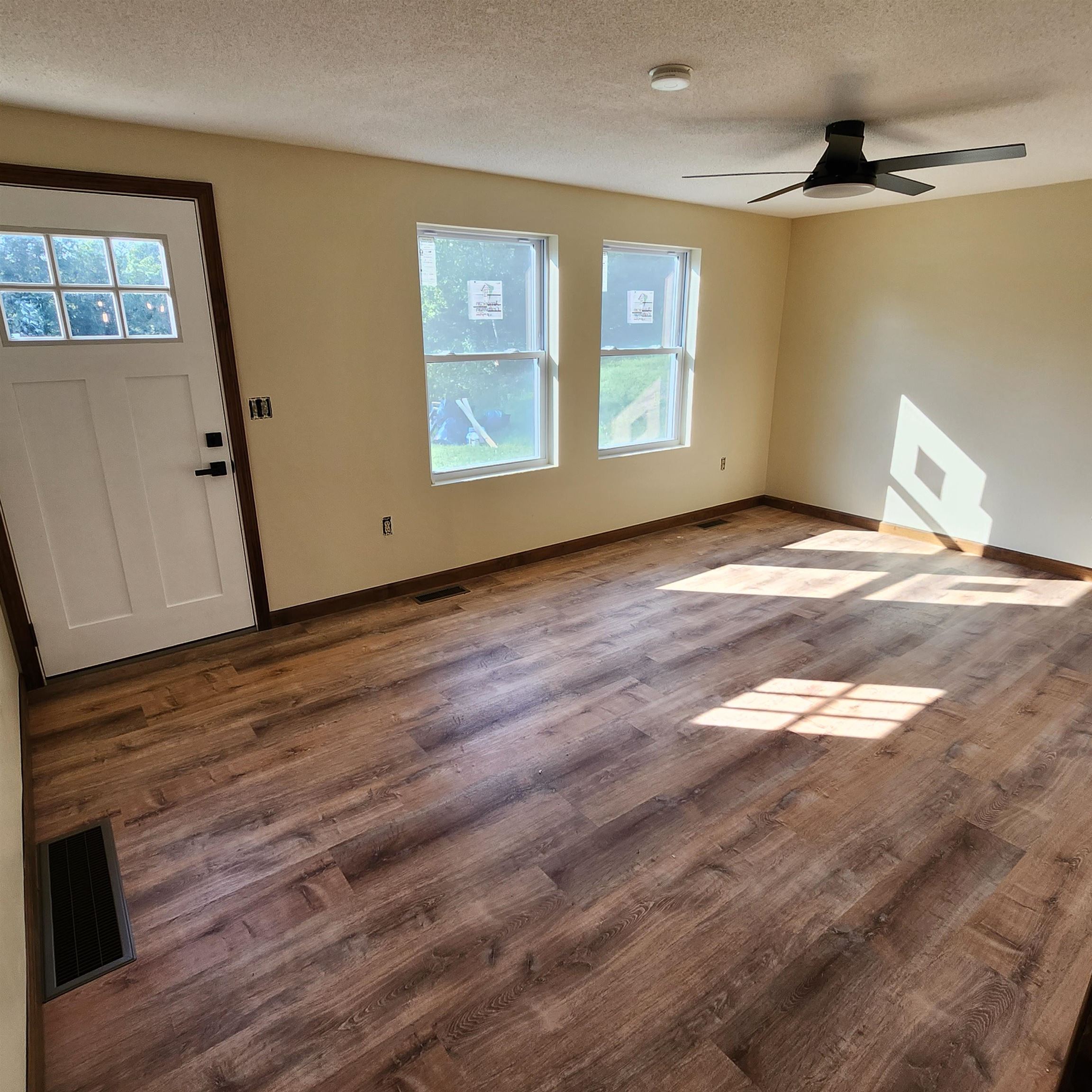 1289 Bugbee Crossing Road Property Photo 9