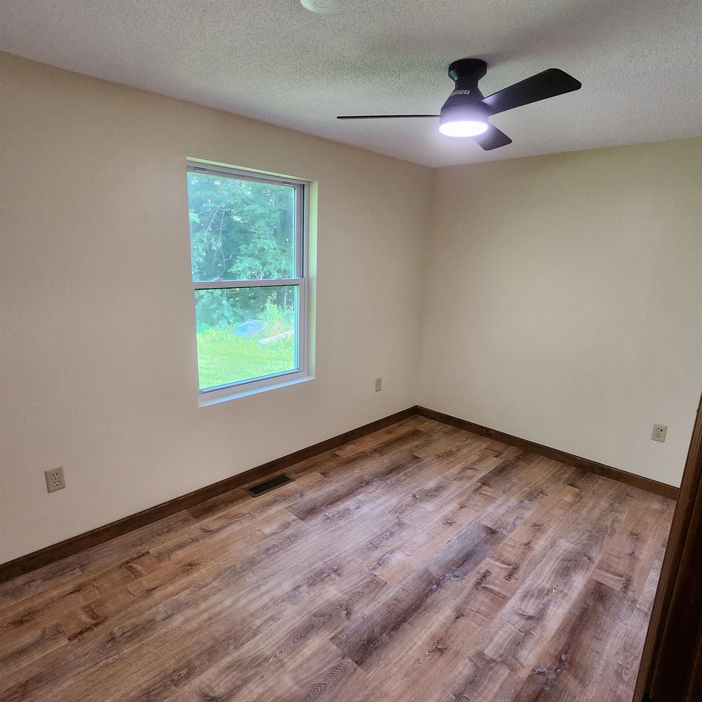 1289 Bugbee Crossing Road Property Photo 11