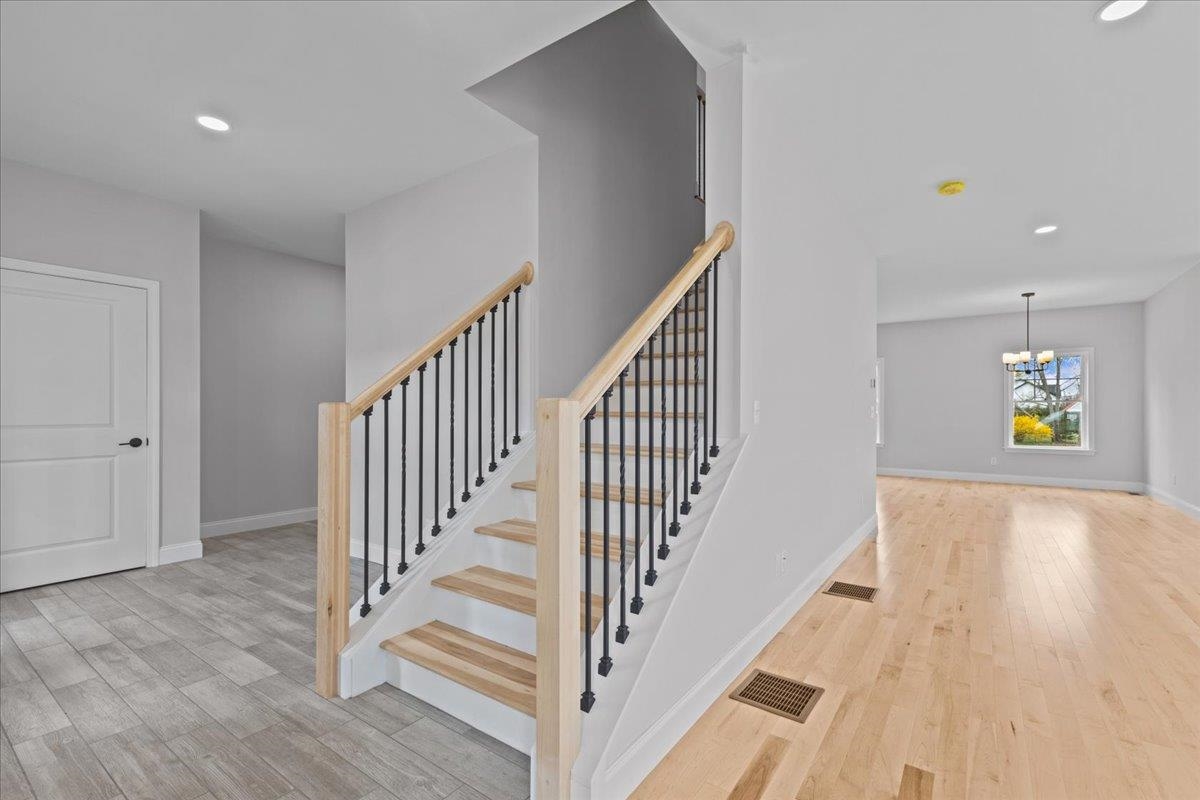 18 Walters Way Property Photo 6