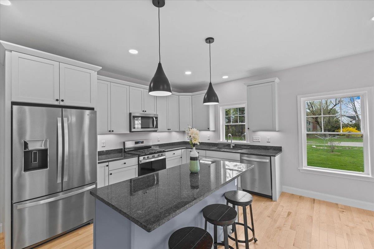 18 Walters Way Property Photo 13