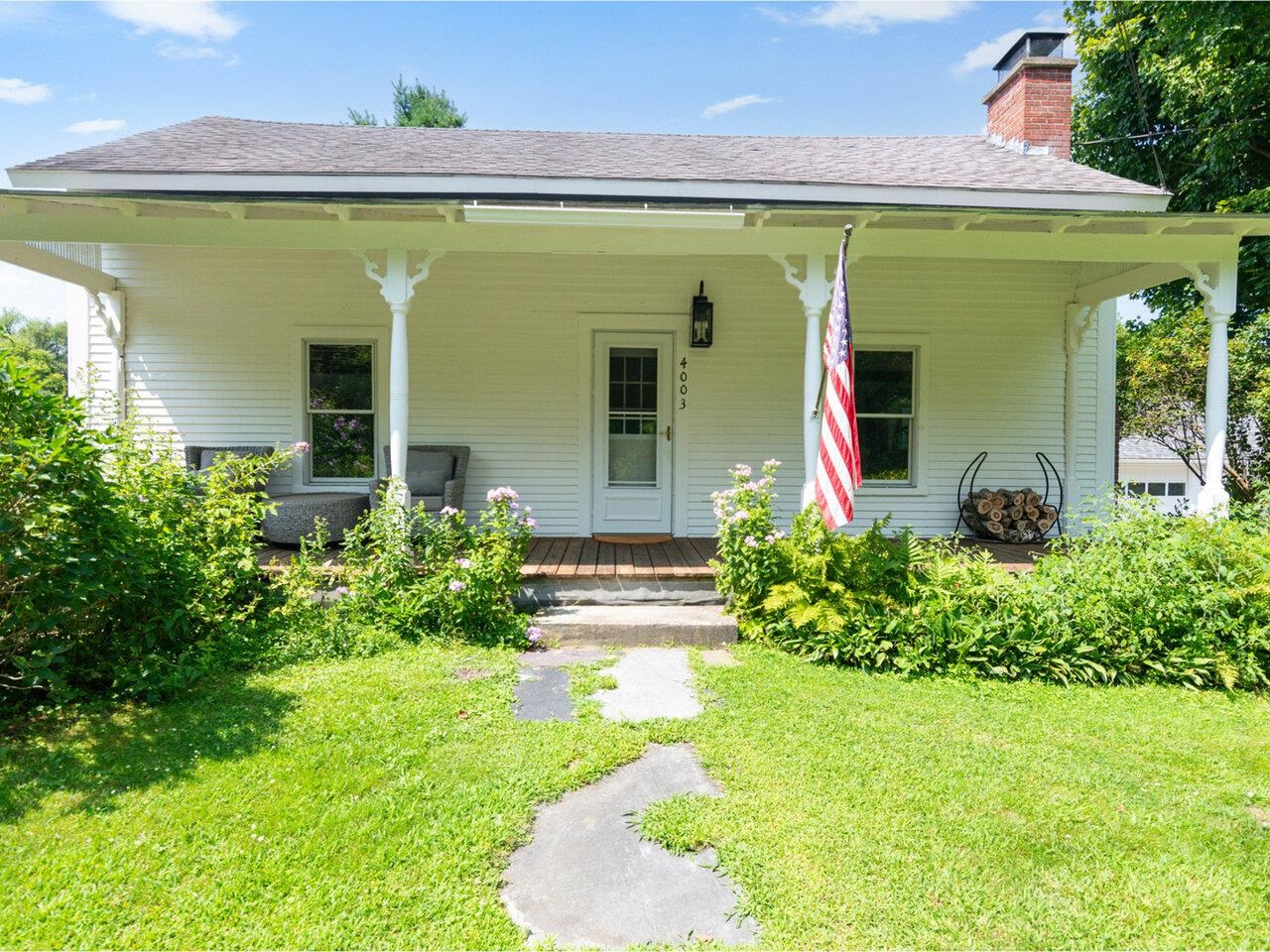 4003 River Road Property Photo 1