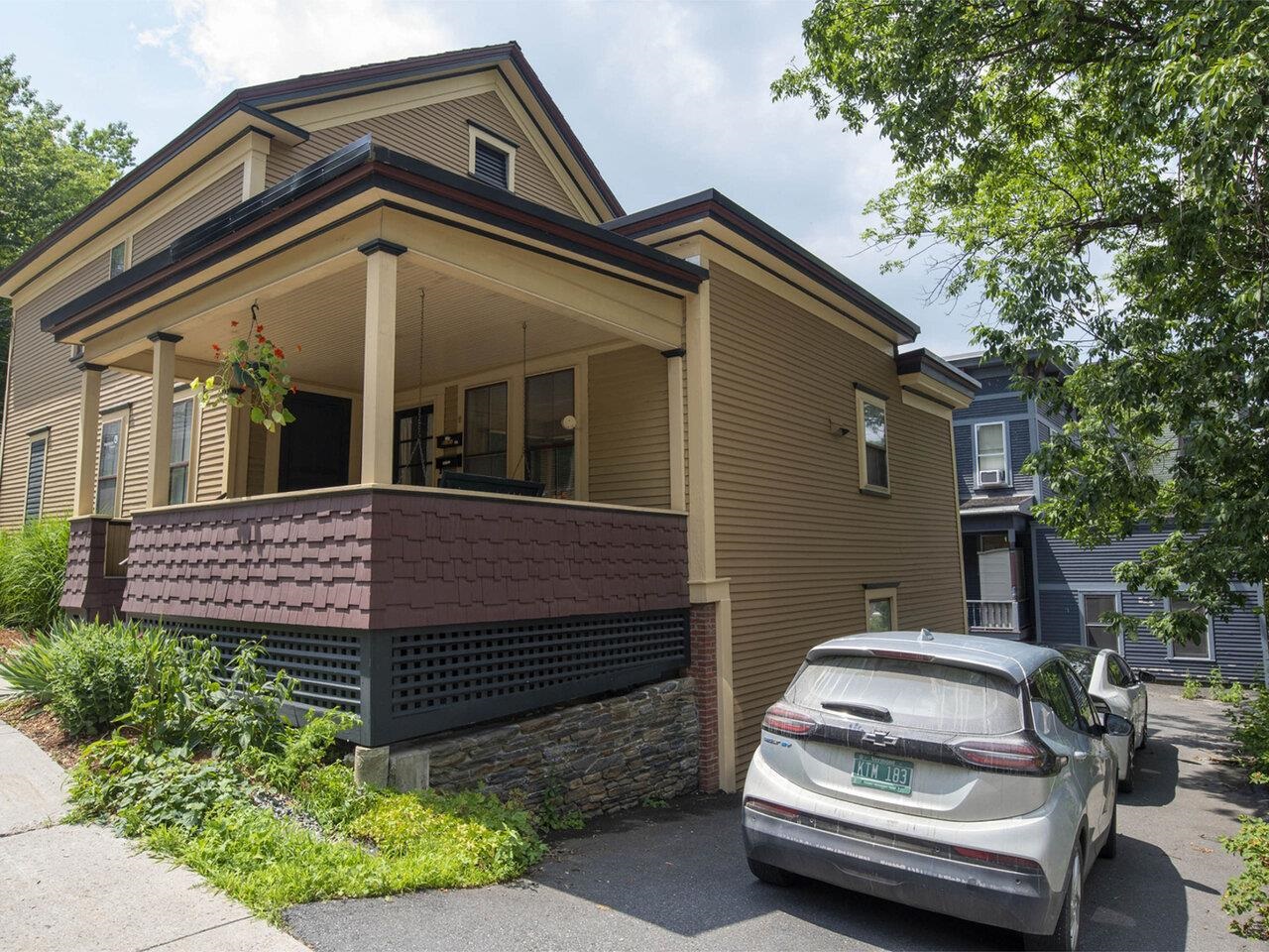 46 East State Street Property Photo 4