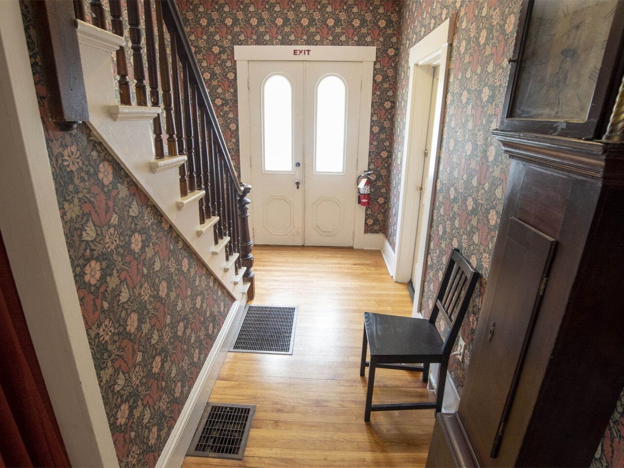 46 East State Street Property Photo 7