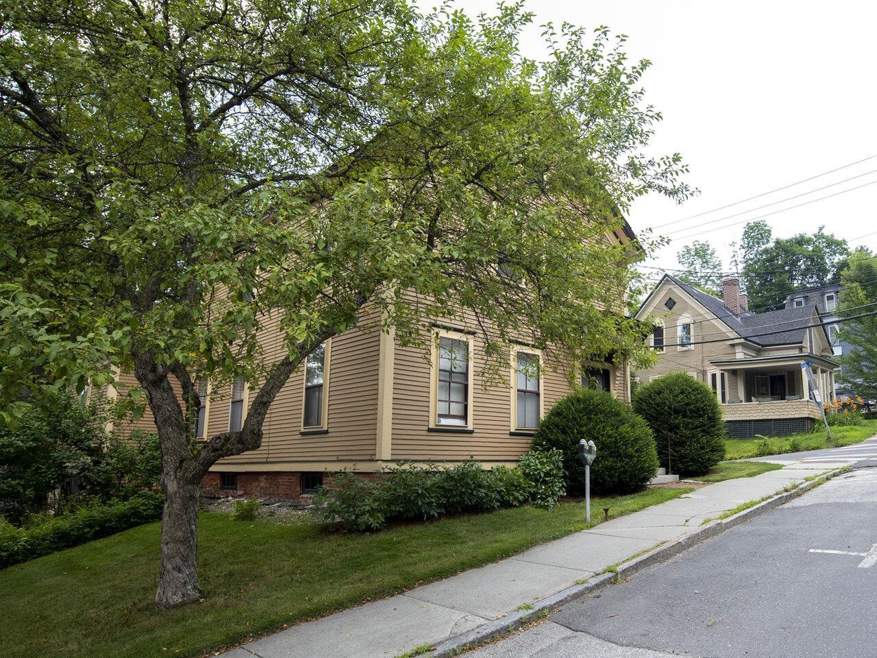 46 East State Street Property Photo 37