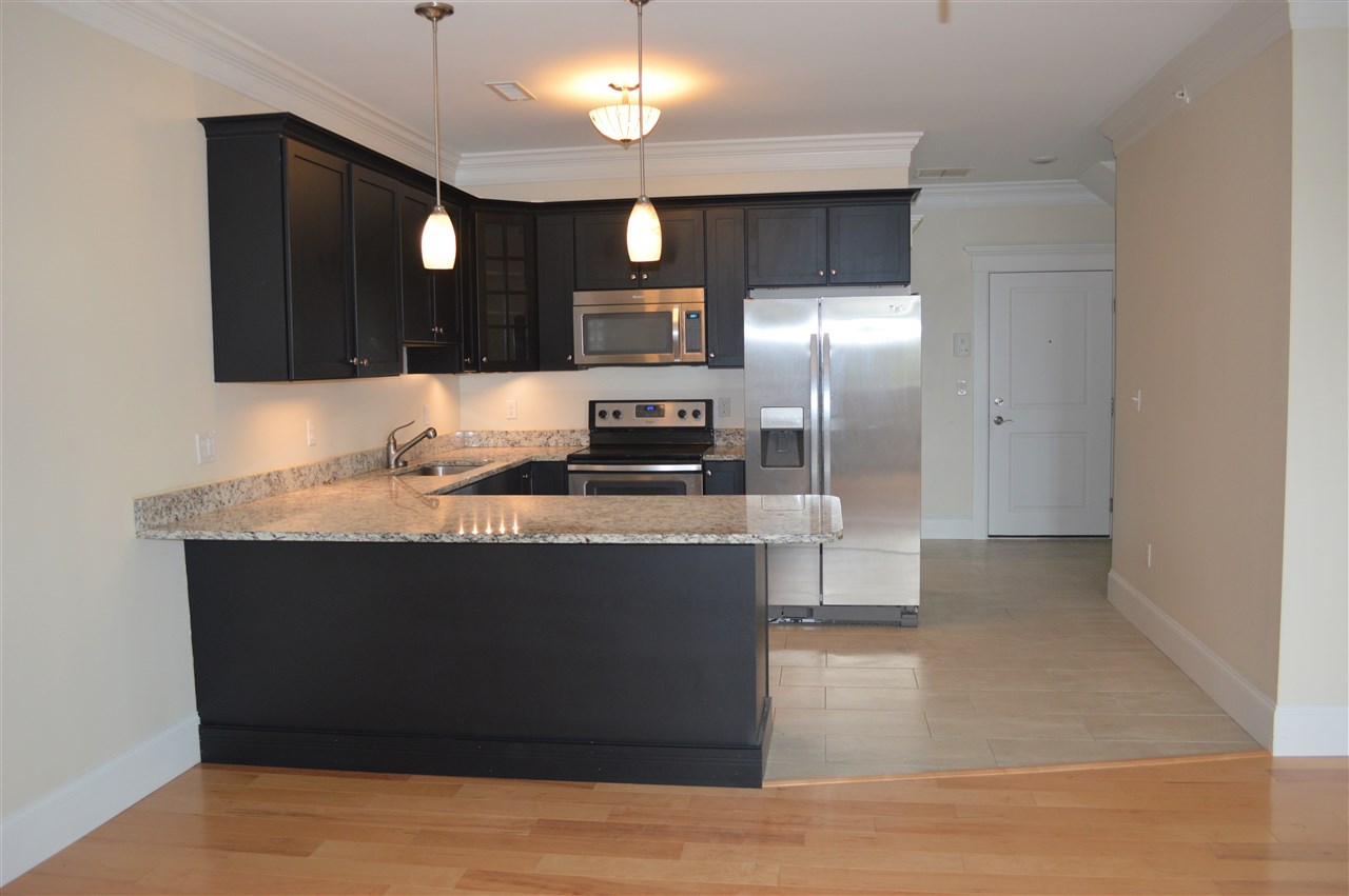 2 Silver Street Property Photo 3