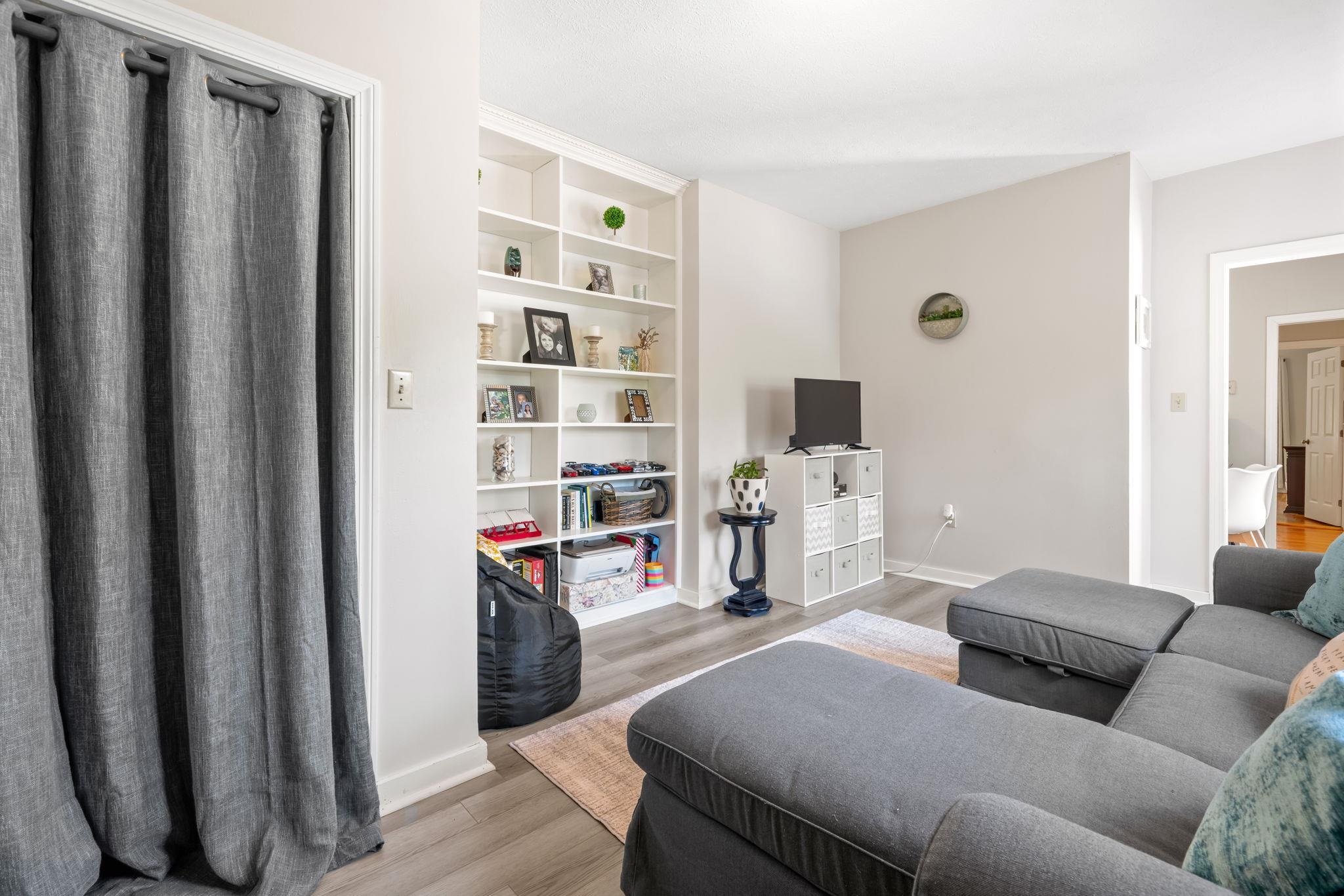 16 Meetinghouse Hill Road Property Photo 17