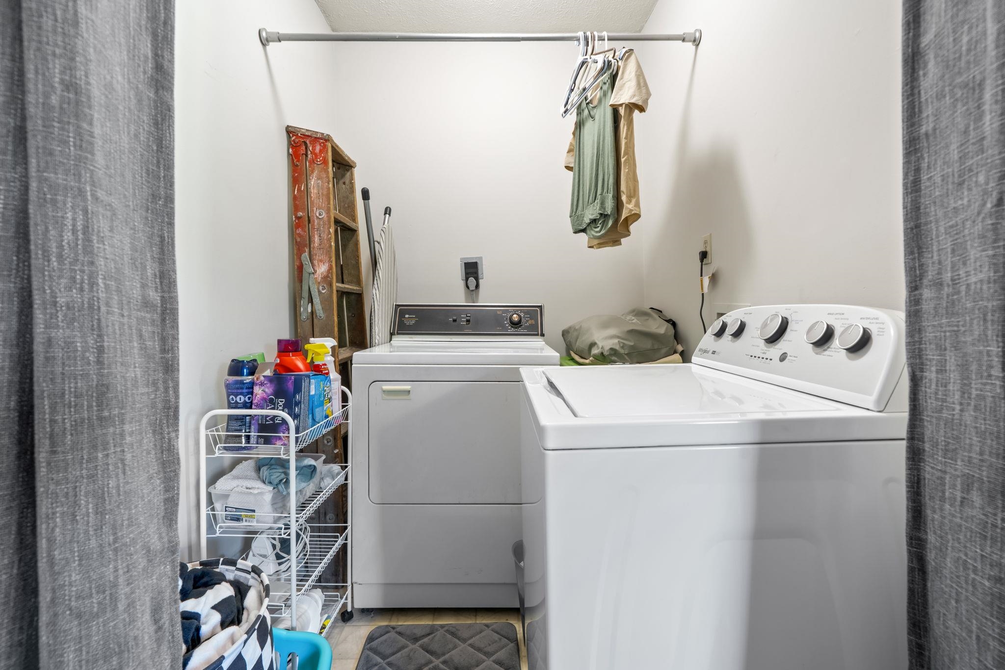 16 Meetinghouse Hill Road Property Photo 18