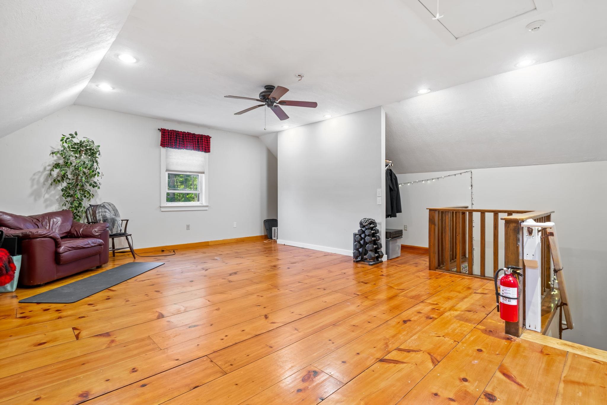 16 Meetinghouse Hill Road Property Photo 32