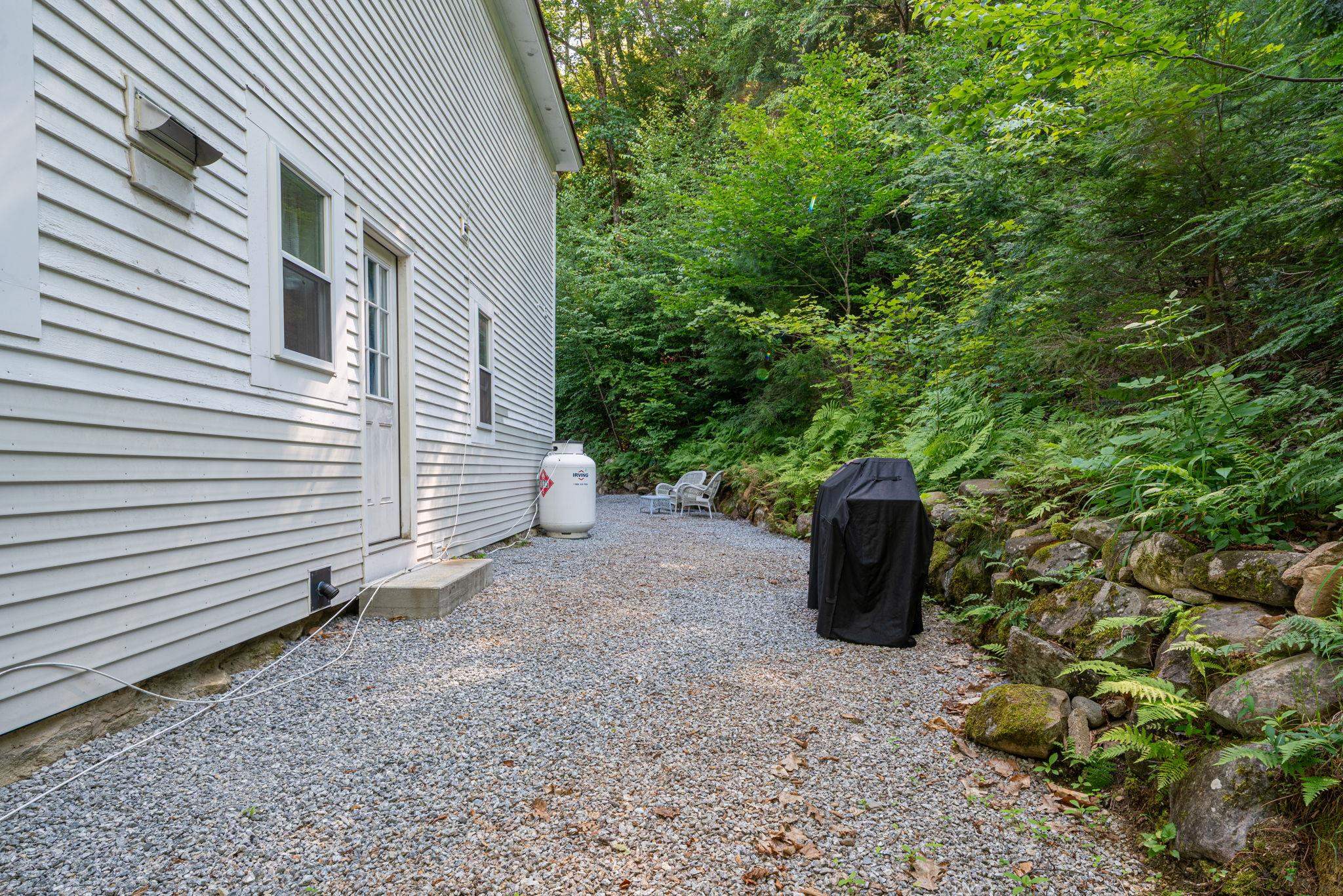 16 Meetinghouse Hill Road Property Photo 41