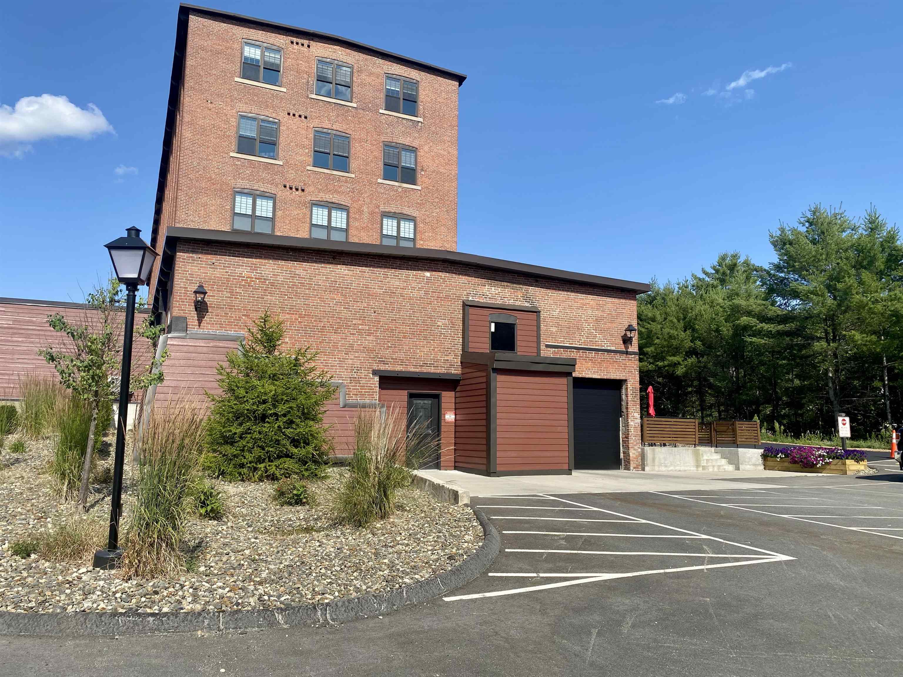24 Beacon Street Property Photo 1
