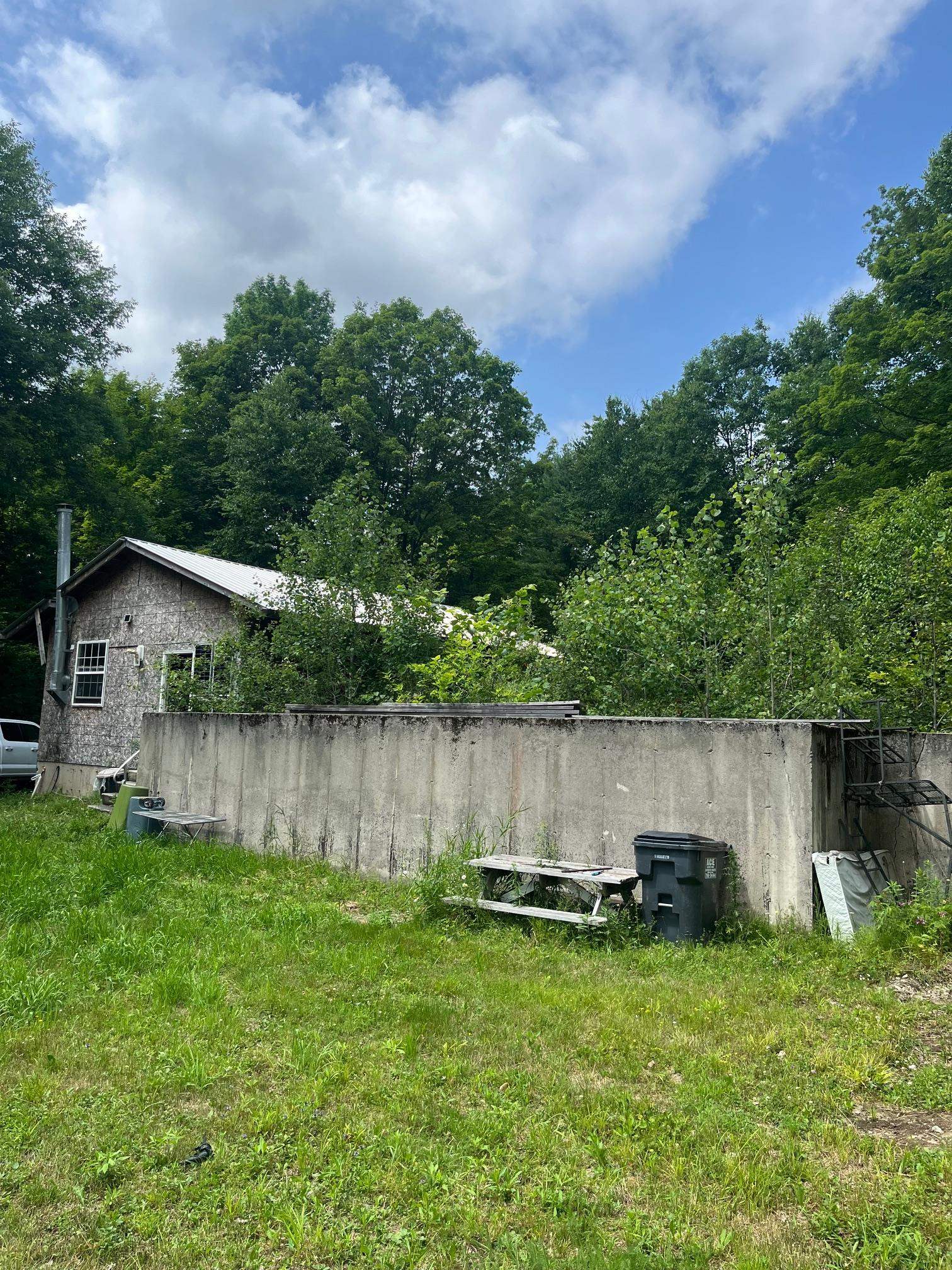 00 Finel Hollow Road