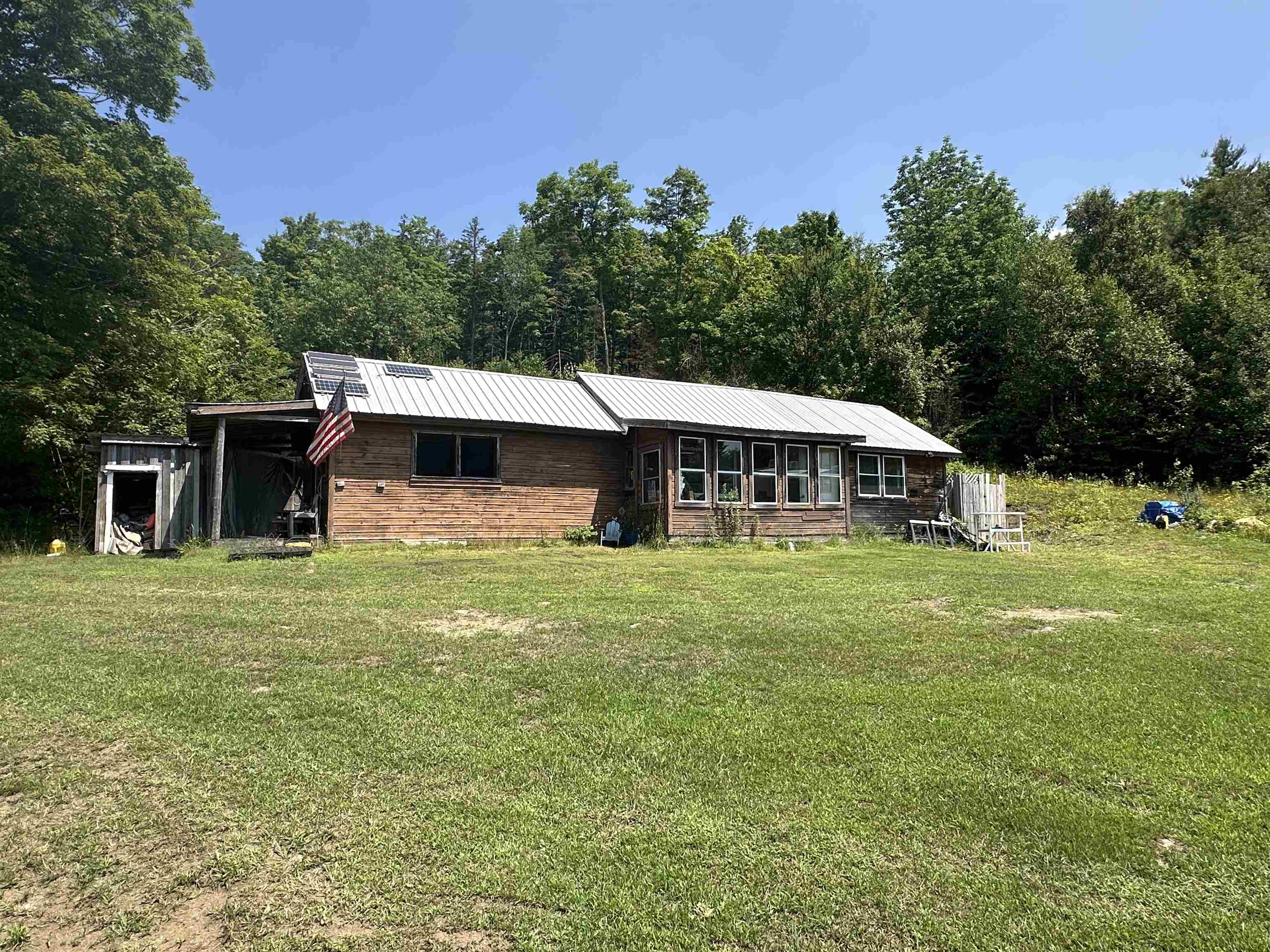 1495 Coles Pond Road Property Photo 1
