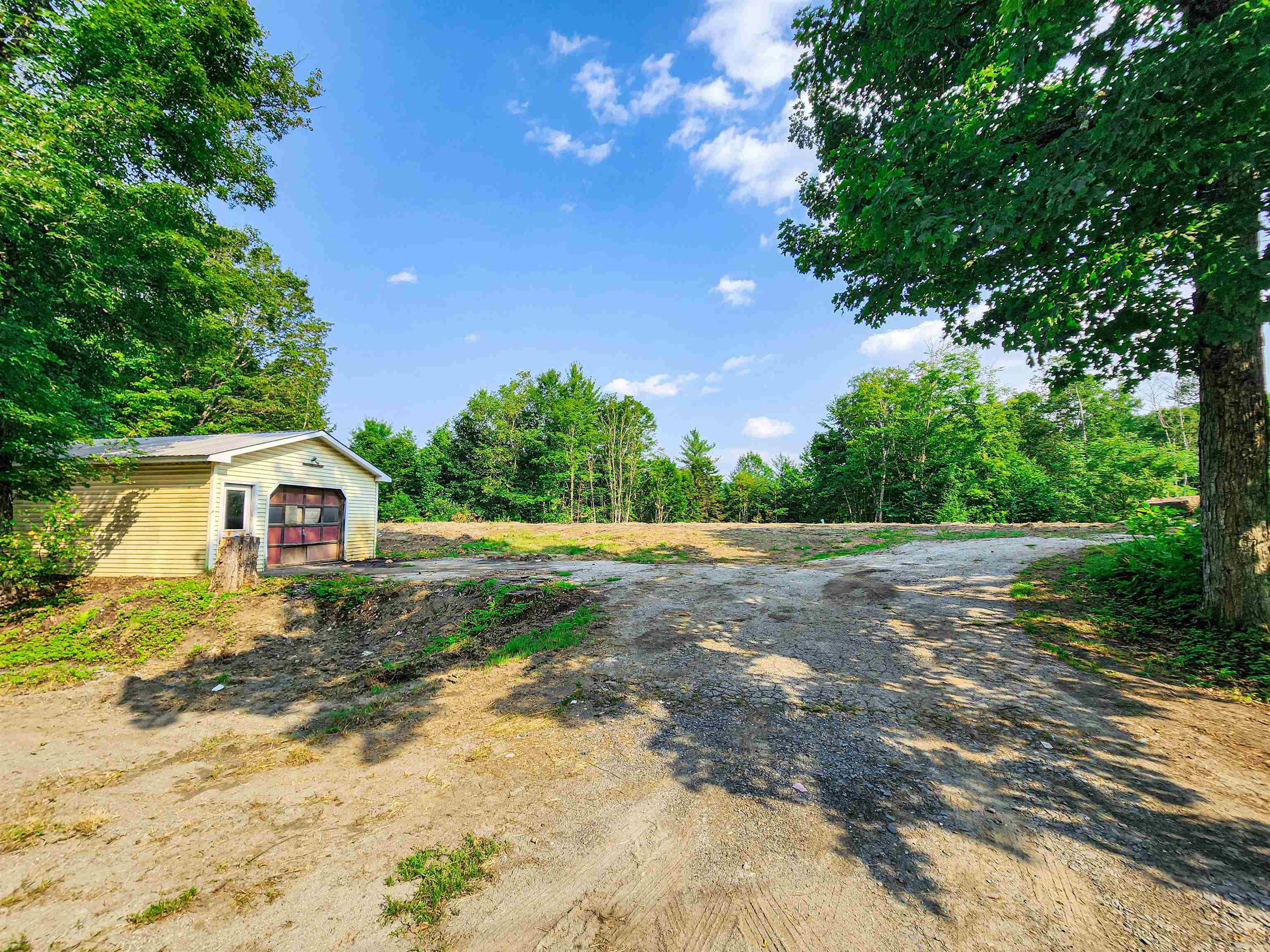 2439 Rood Pond Road