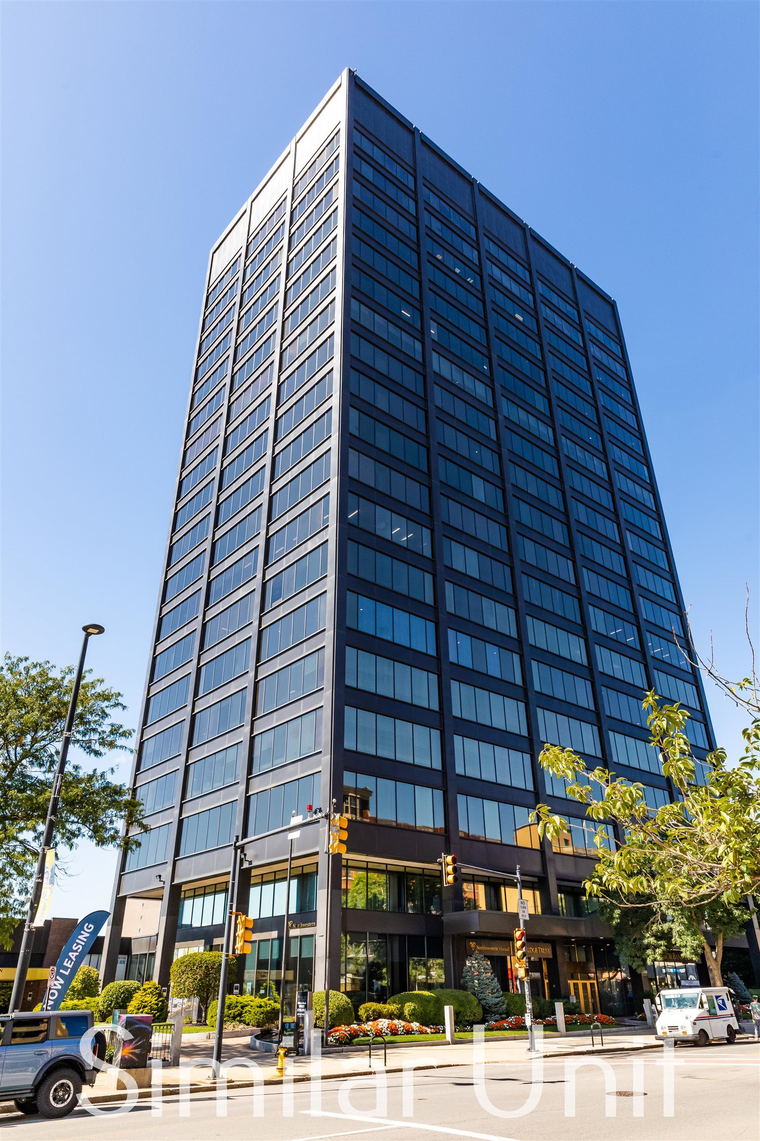 1000 Elm Street Property Photo 1