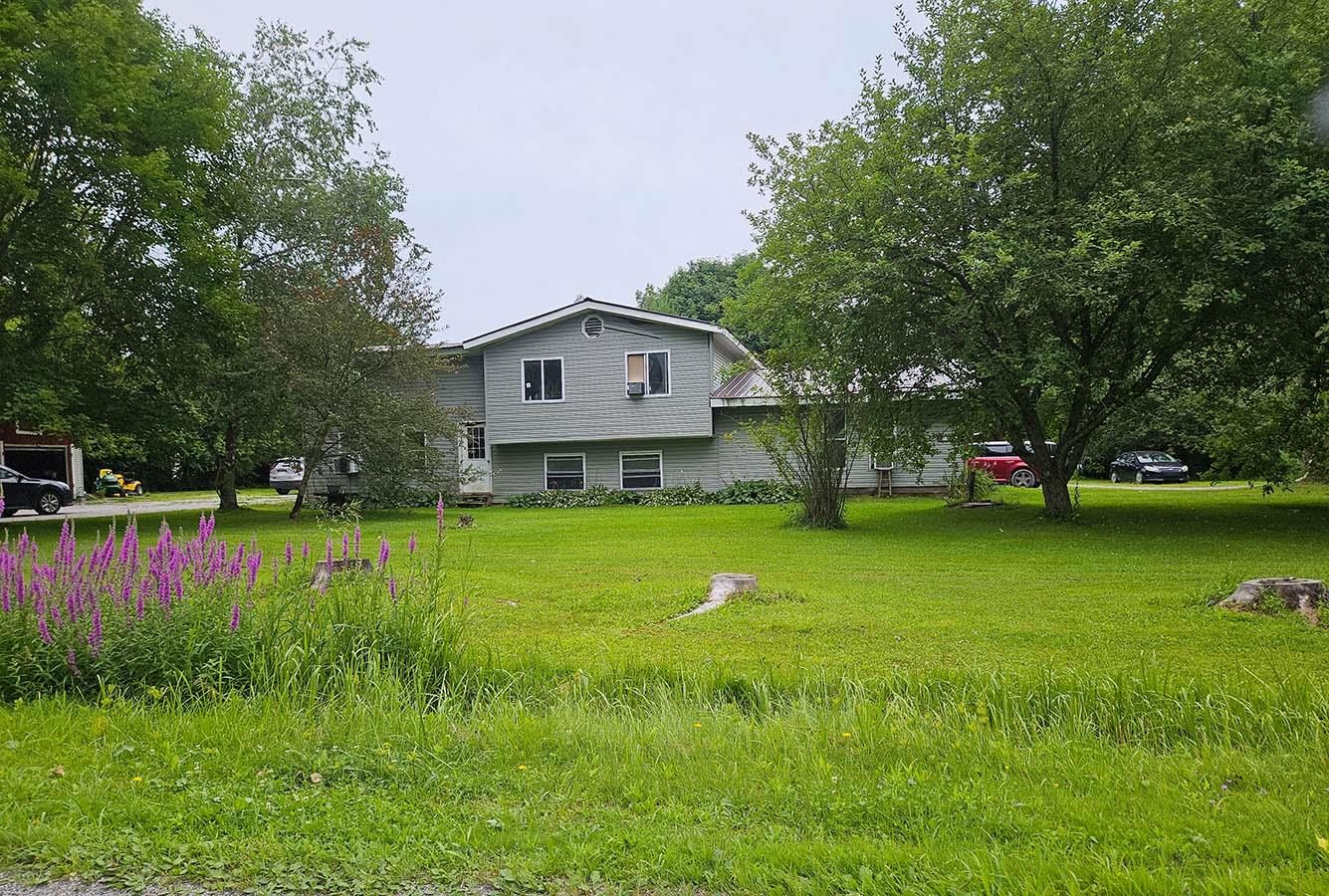 123 Lake Street Property Photo 2