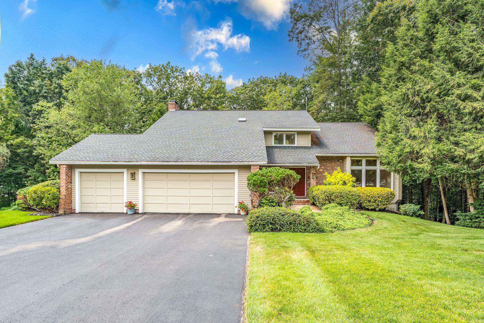 9 Pope Circle Property Photo 1