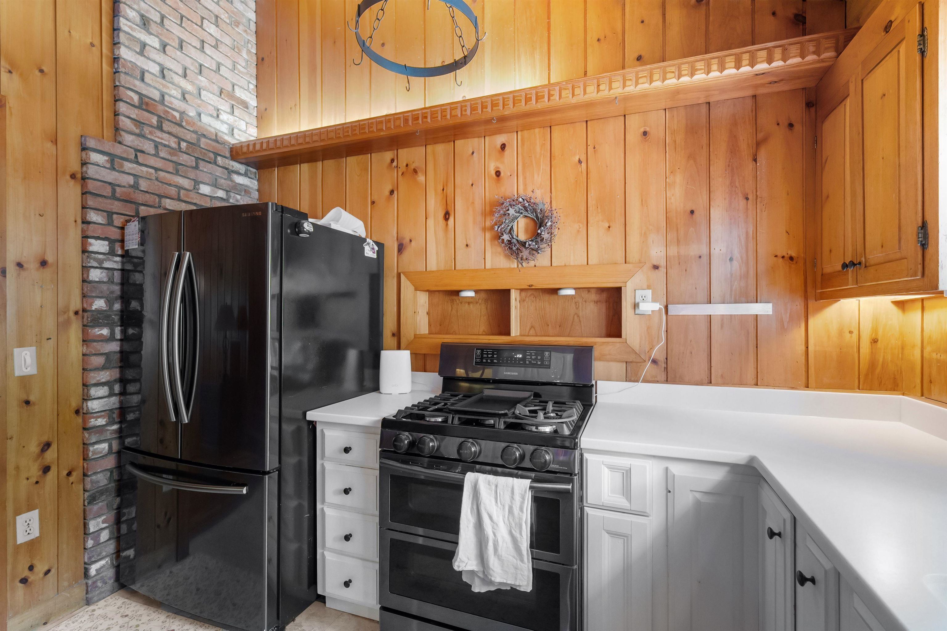 119 Laurel Lane Property Photo 28